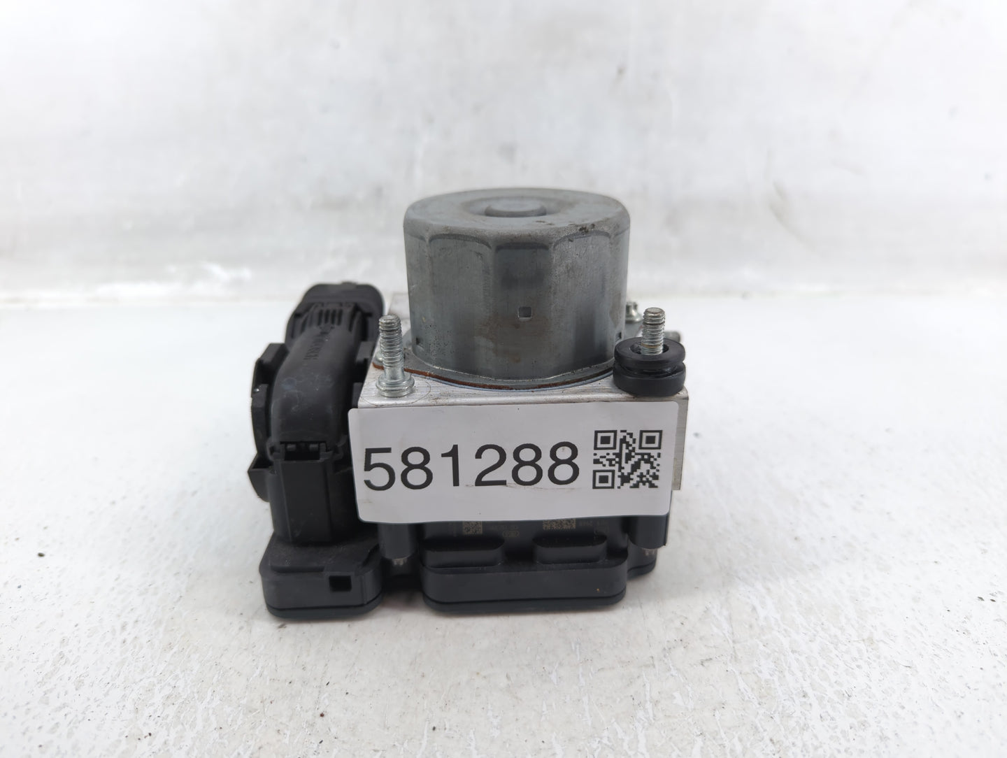 2019 Nissan Sentra ABS Pump Control Module Replacement P/N:47660 5UD0C Fits OEM Used Auto Parts - Oemusedautoparts1.com