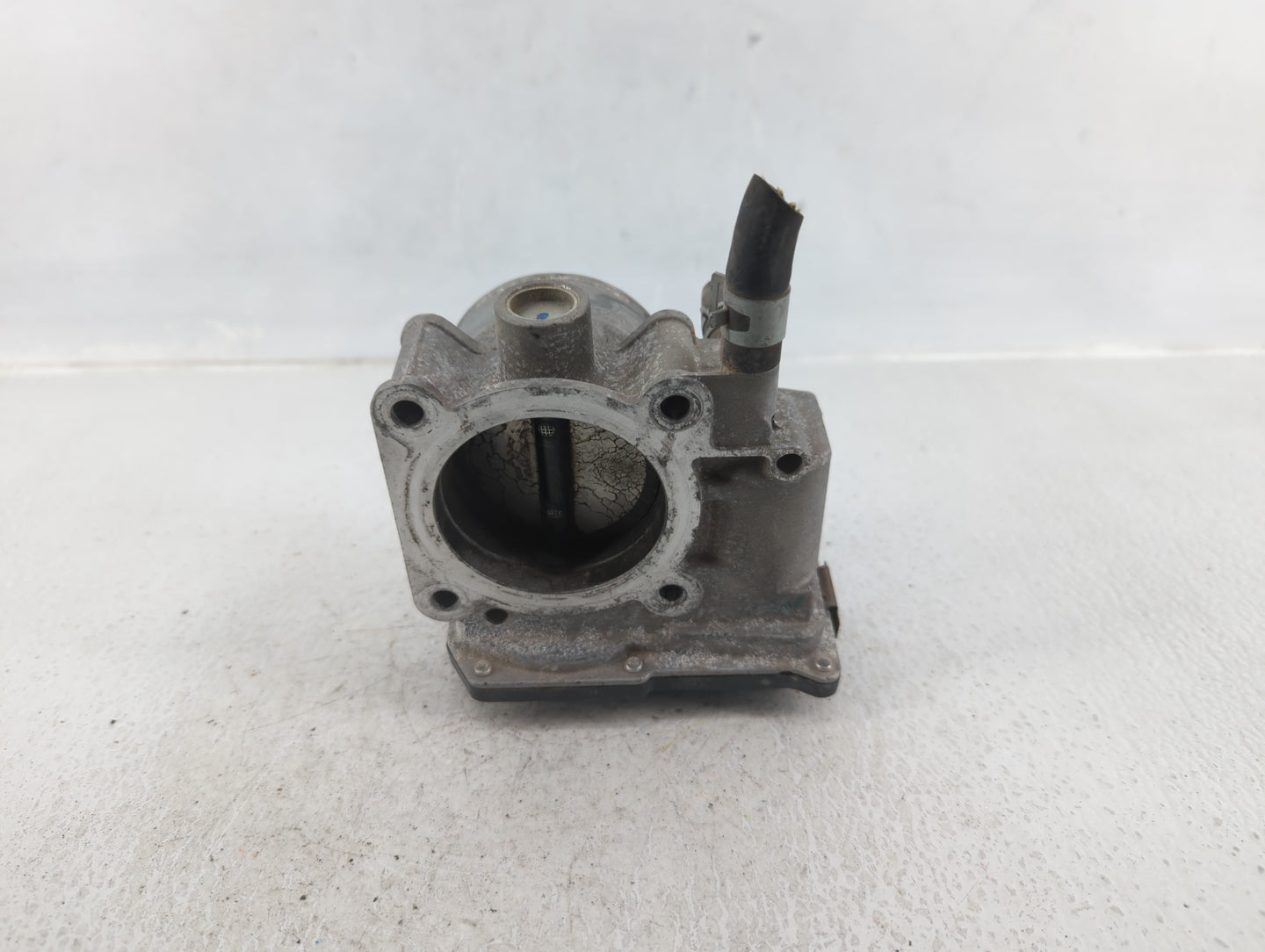 2013-2019 Nissan Sentra Throttle Body P/N:3RA60-01 A Fits Fits 2013 2014 2015 2016 2017 2018 2019 OEM Used Auto Parts - Oemu