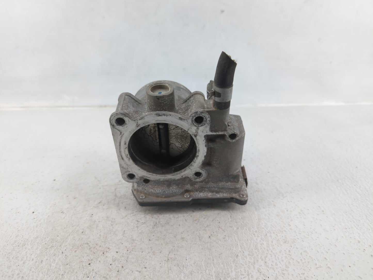 2013-2019 Nissan Sentra Throttle Body P/N:3RA60-01 A Fits Fits 2013 2014 2015 2016 2017 2018 2019 OEM Used Auto Parts - Oemu