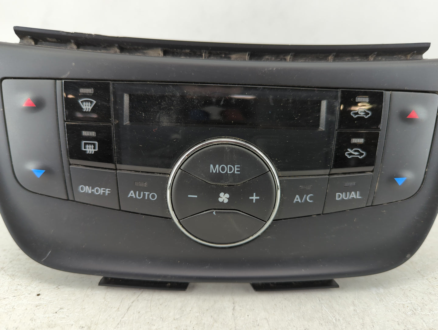 2015-2019 Nissan Sentra Climate Control Module Temperature AC/Heater Replacement P/N:27500 4AT4A Fits OEM Used Auto Parts - 