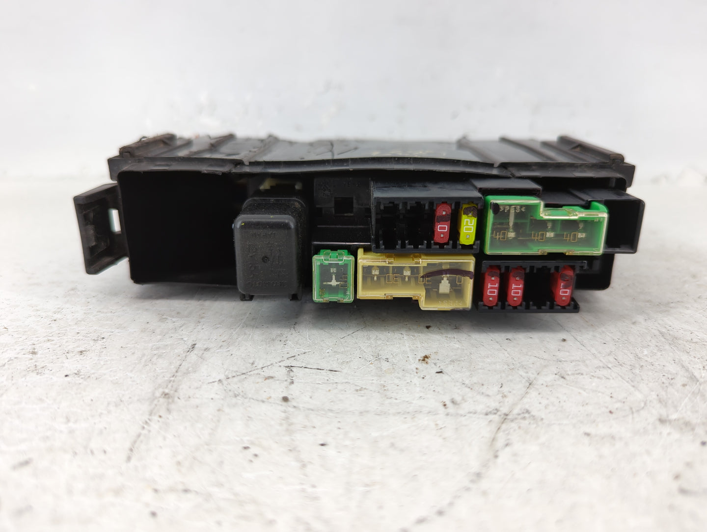 2013-2019 Nissan Sentra Fusebox Fuse Box Panel Relay Module P/N:7154-7223-30 Fits Fits 2013 2014 2015 2016 2017 2018 2019 OE