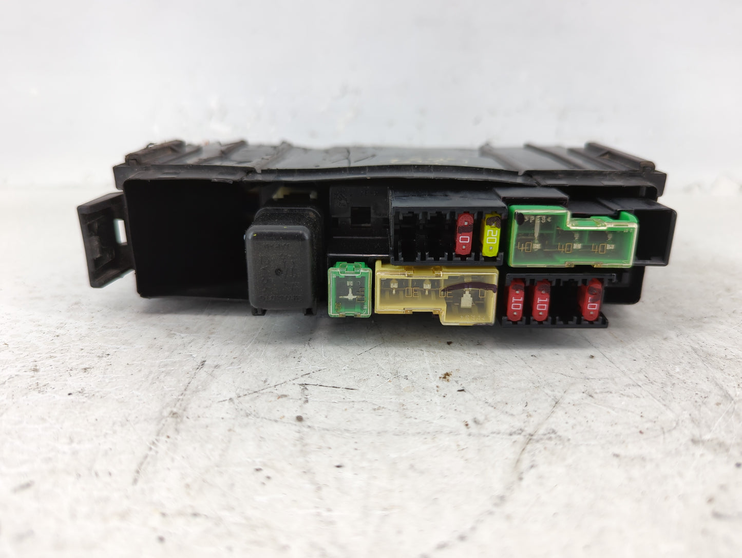 2013-2019 Nissan Sentra Fusebox Fuse Box Panel Relay Module P/N:7154-7223-30 Fits Fits 2013 2014 2015 2016 2017 2018 2019 OE