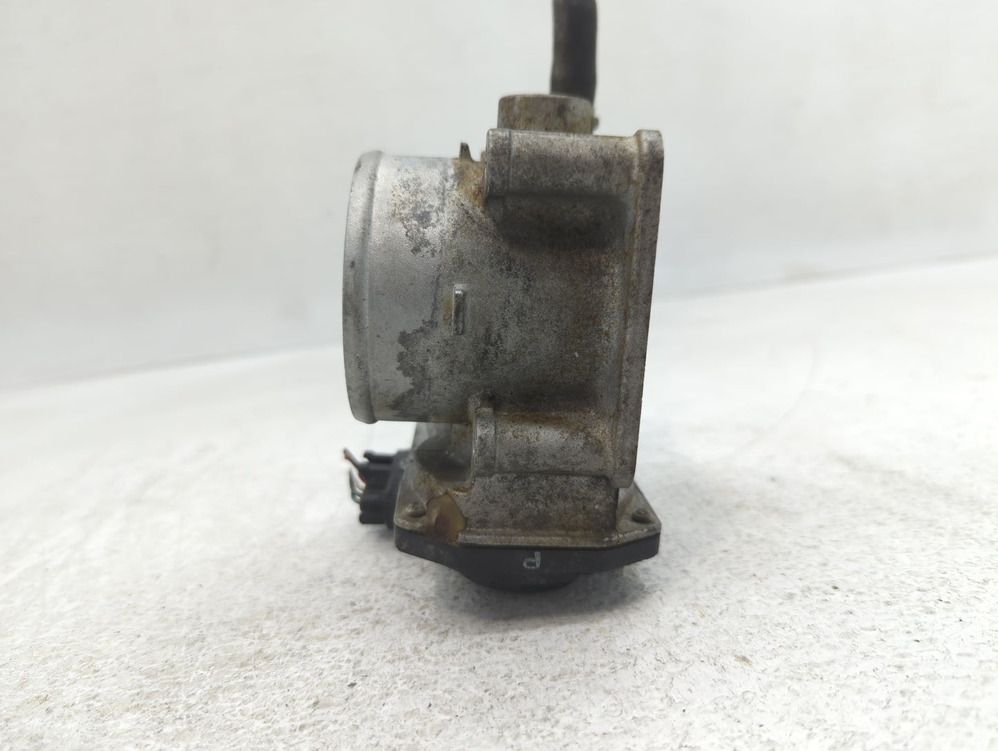 2013-2019 Nissan Sentra Throttle Body P/N:3RA60-01 B Fits Fits 2013 2014 2015 2016 2017 2018 2019 OEM Used Auto Parts - Oemu
