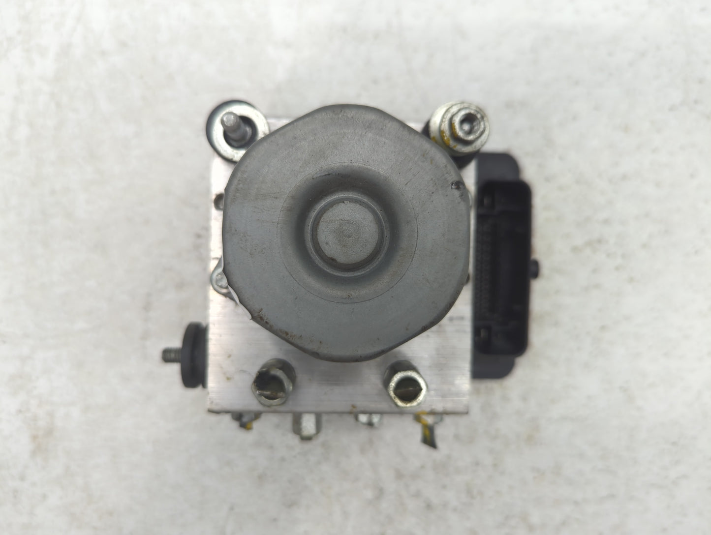 2019 Nissan Sentra ABS Pump Control Module Replacement P/N:47660 5UD0C Fits OEM Used Auto Parts - Oemusedautoparts1.com