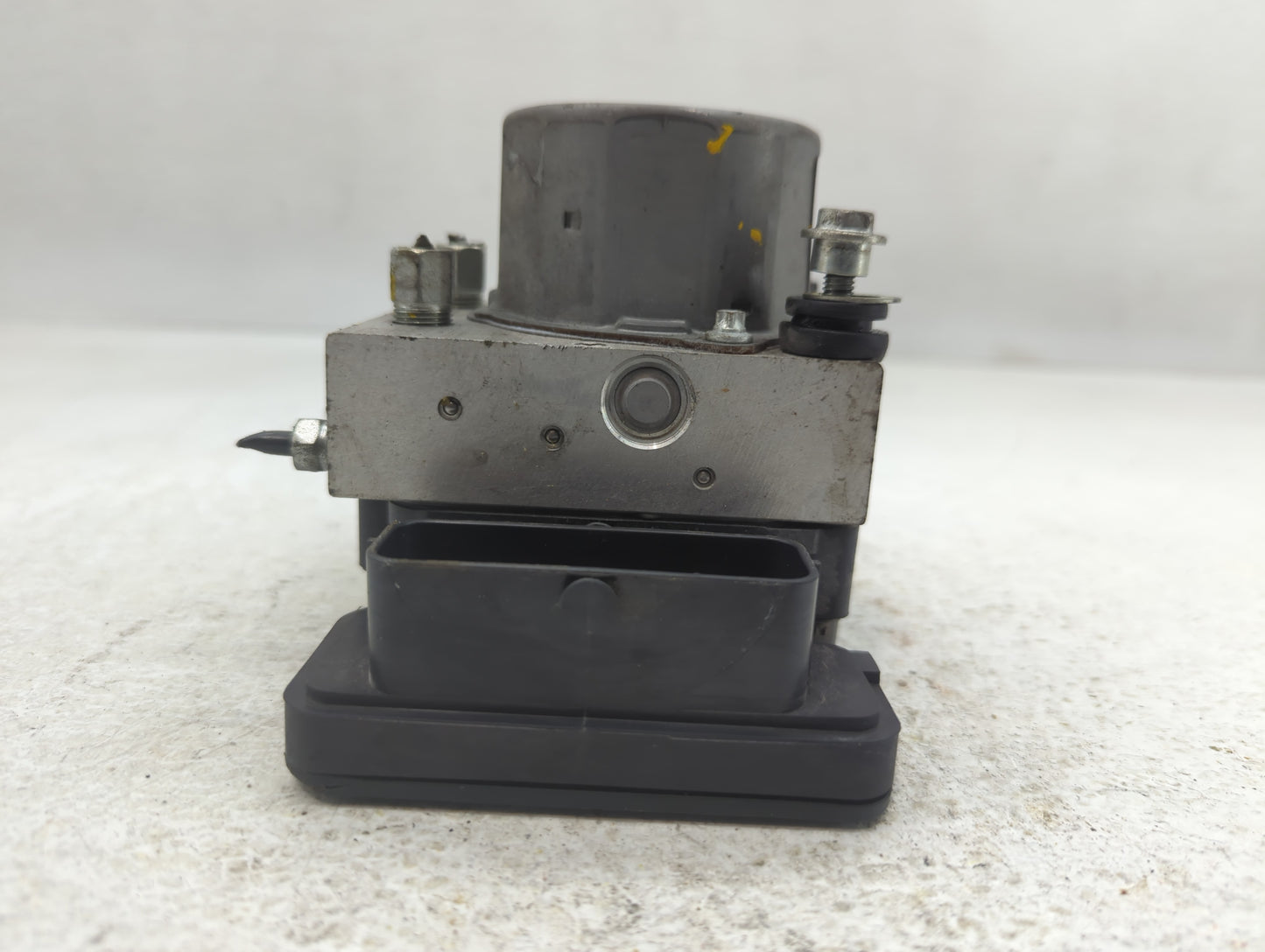 2019 Nissan Sentra ABS Pump Control Module Replacement P/N:47660 5UD0C Fits OEM Used Auto Parts - Oemusedautoparts1.com