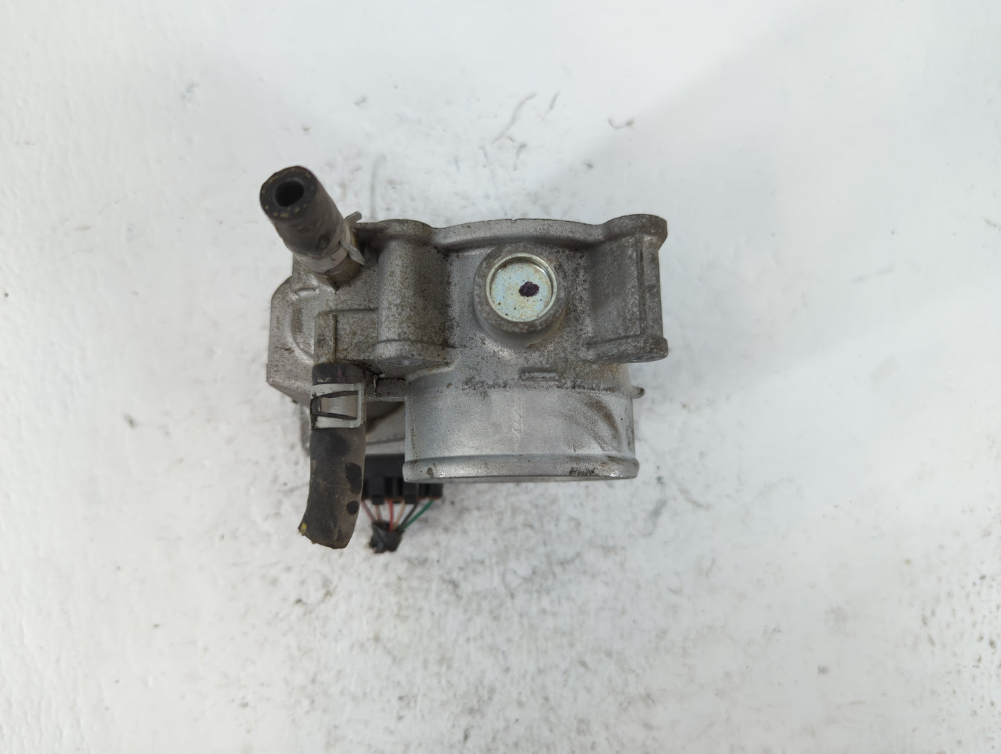 2013-2019 Nissan Sentra Throttle Body P/N:3RA60-01 E Fits Fits 2013 2014 2015 2016 2017 2018 2019 OEM Used Auto Parts - Oemu