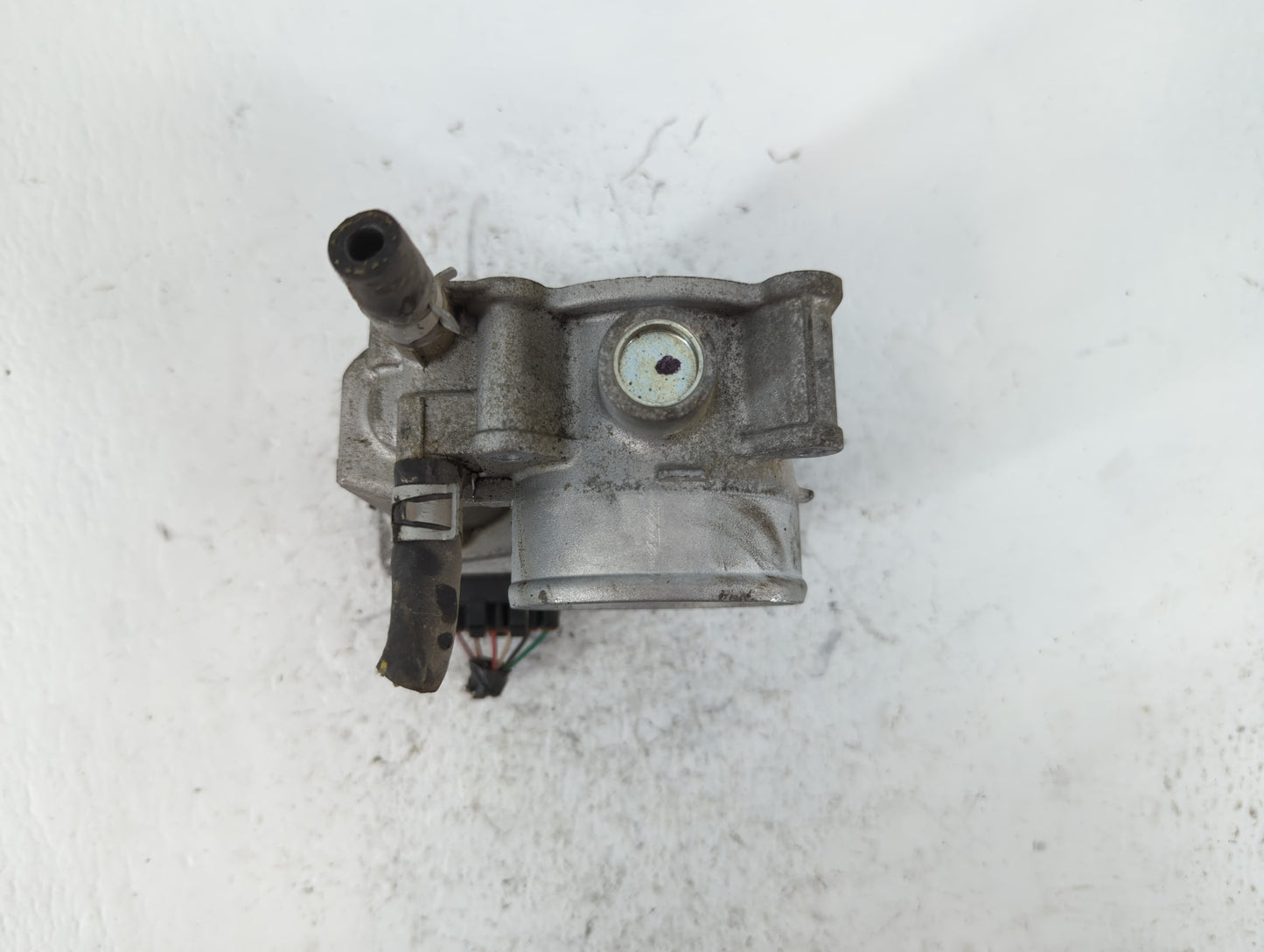 2013-2019 Nissan Sentra Throttle Body P/N:3RA60-01 E Fits Fits 2013 2014 2015 2016 2017 2018 2019 OEM Used Auto Parts - Oemu