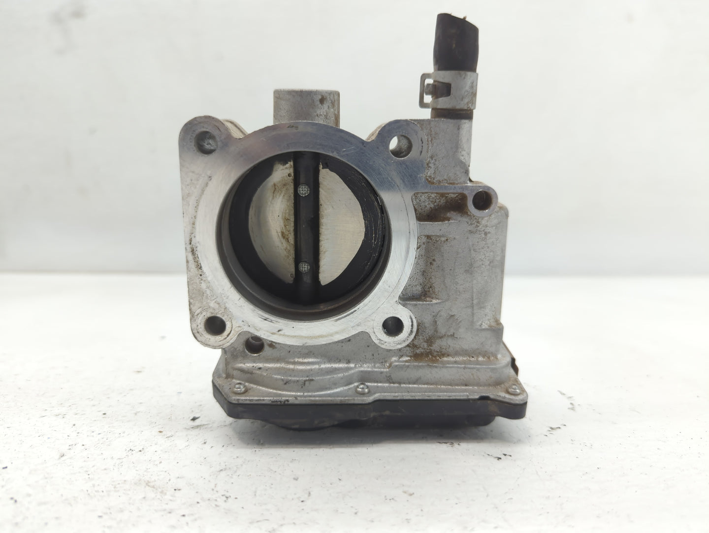 2013-2019 Nissan Sentra Throttle Body P/N:3RA60-01 E Fits Fits 2013 2014 2015 2016 2017 2018 2019 OEM Used Auto Parts - Oemu