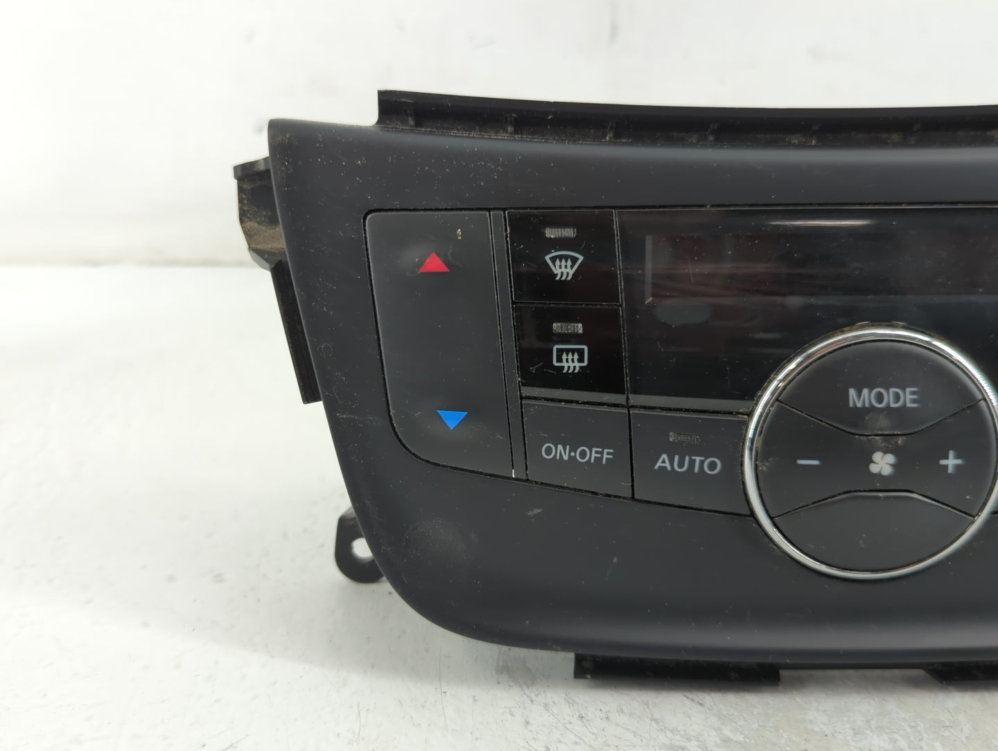 2015-2019 Nissan Sentra Climate Control Module Temperature AC/Heater Replacement P/N:27500 4AT4A Fits OEM Used Auto Parts - 