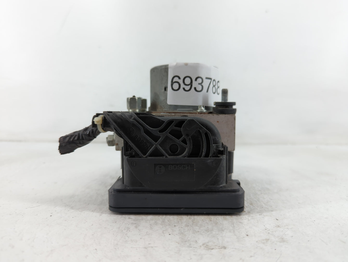 2019 Nissan Sentra ABS Pump Control Module Replacement P/N:269 886 47660 5UD0C Fits OEM Used Auto Parts - Oemusedautoparts1.