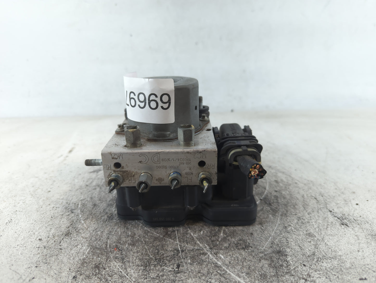 2019 Nissan Sentra ABS Pump Control Module Replacement P/N:269 886 47660 5UD0C Fits OEM Used Auto Parts - Oemusedautoparts1.