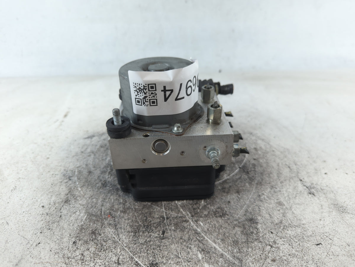 2019 Nissan Sentra Anti-Lock Brake ABS Pump Module Actuator OEM P/N:269 886 47660 5UD0C Fits OEM Used Auto Parts - Oemusedau