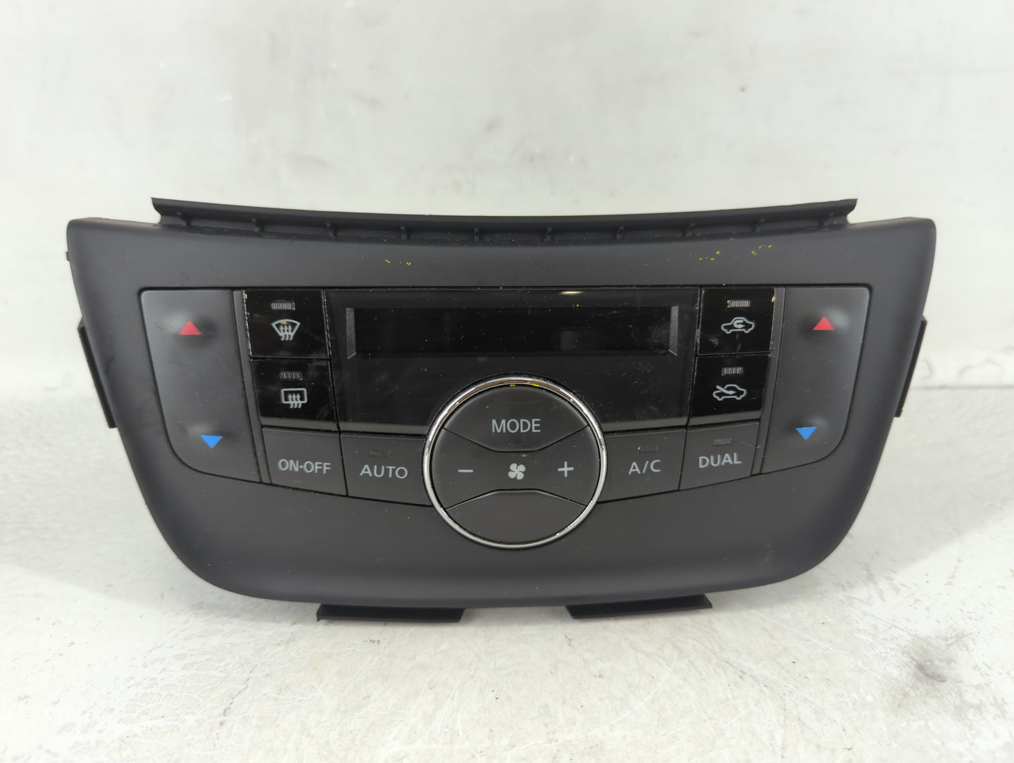 2015-2019 Nissan Sentra Climate Control Module Temperature AC/Heater Replacement P/N:27500 4AT4A Fits OEM Used Auto Parts - 