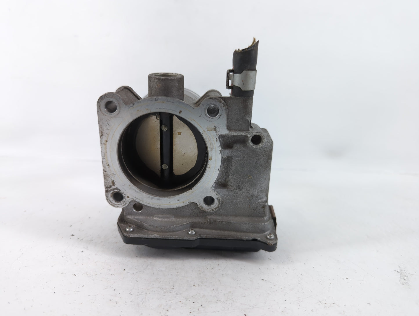 2013-2019 Nissan Sentra Throttle Body P/N:3RA60-01 D Fits Fits 2013 2014 2015 2016 2017 2018 2019 OEM Used Auto Parts - Oemu