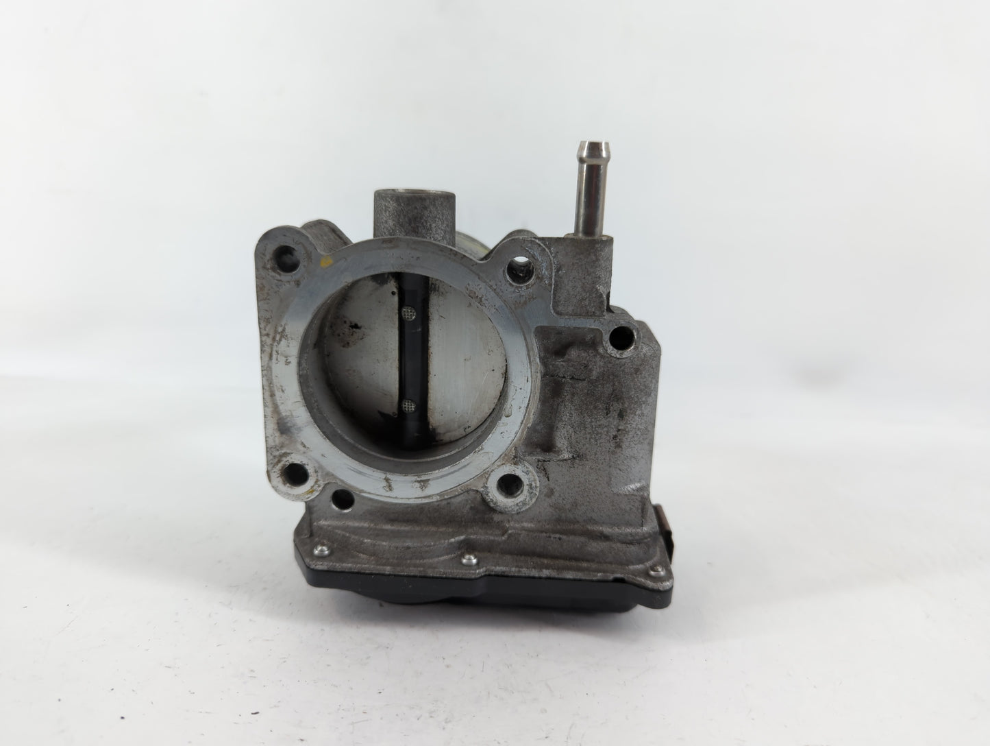 2013-2019 Nissan Sentra Throttle Body P/N:01068 6C30, 3RA60-01 B Fits Fits 2013 2014 2015 2016 2017 2018 2019 OEM Used Auto 