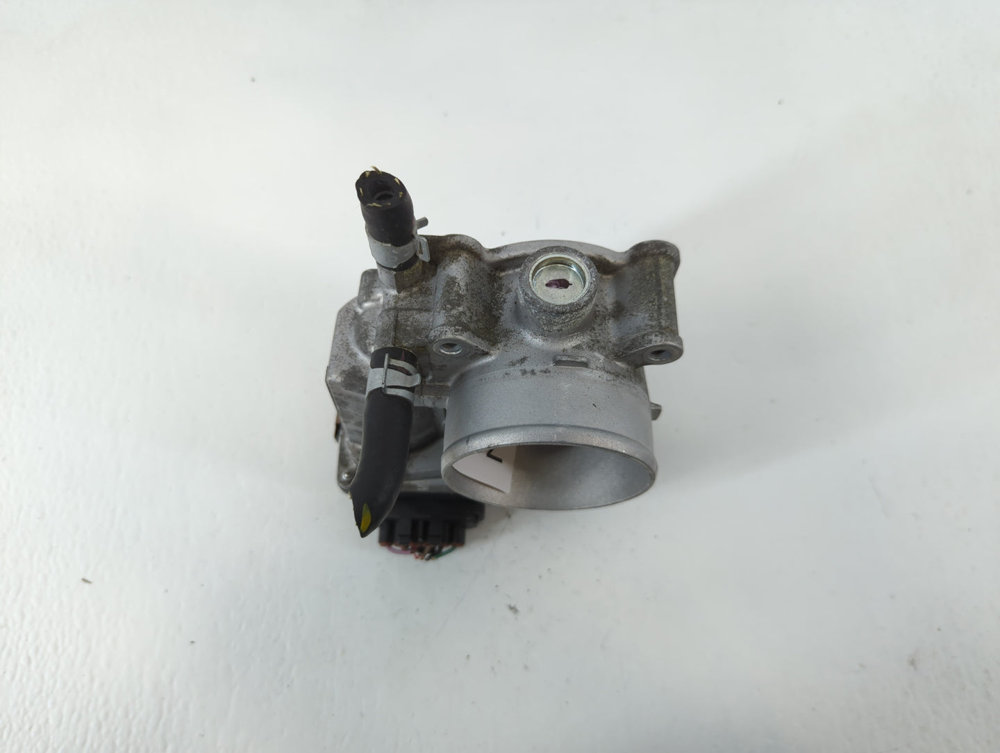2013-2019 Nissan Sentra Throttle Body P/N:3RA60-01 E Fits Fits 2013 2014 2015 2016 2017 2018 2019 OEM Used Auto Parts - Oemu