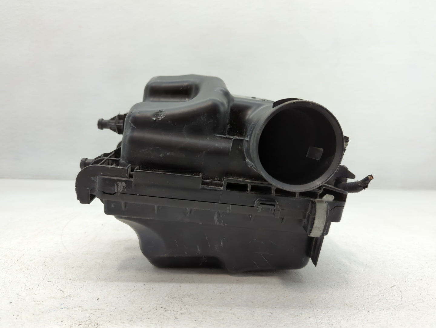 2019 Nissan Sentra Air Cleaner Intake-duct Hose Tube - Oemusedautoparts1.com