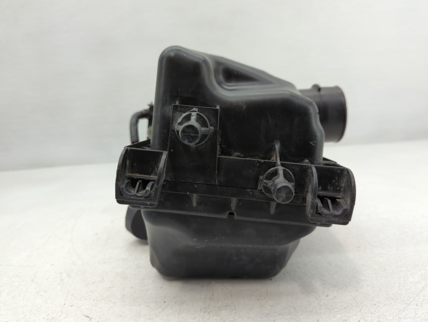 2019 Nissan Sentra Air Cleaner Intake-duct Hose Tube - Oemusedautoparts1.com