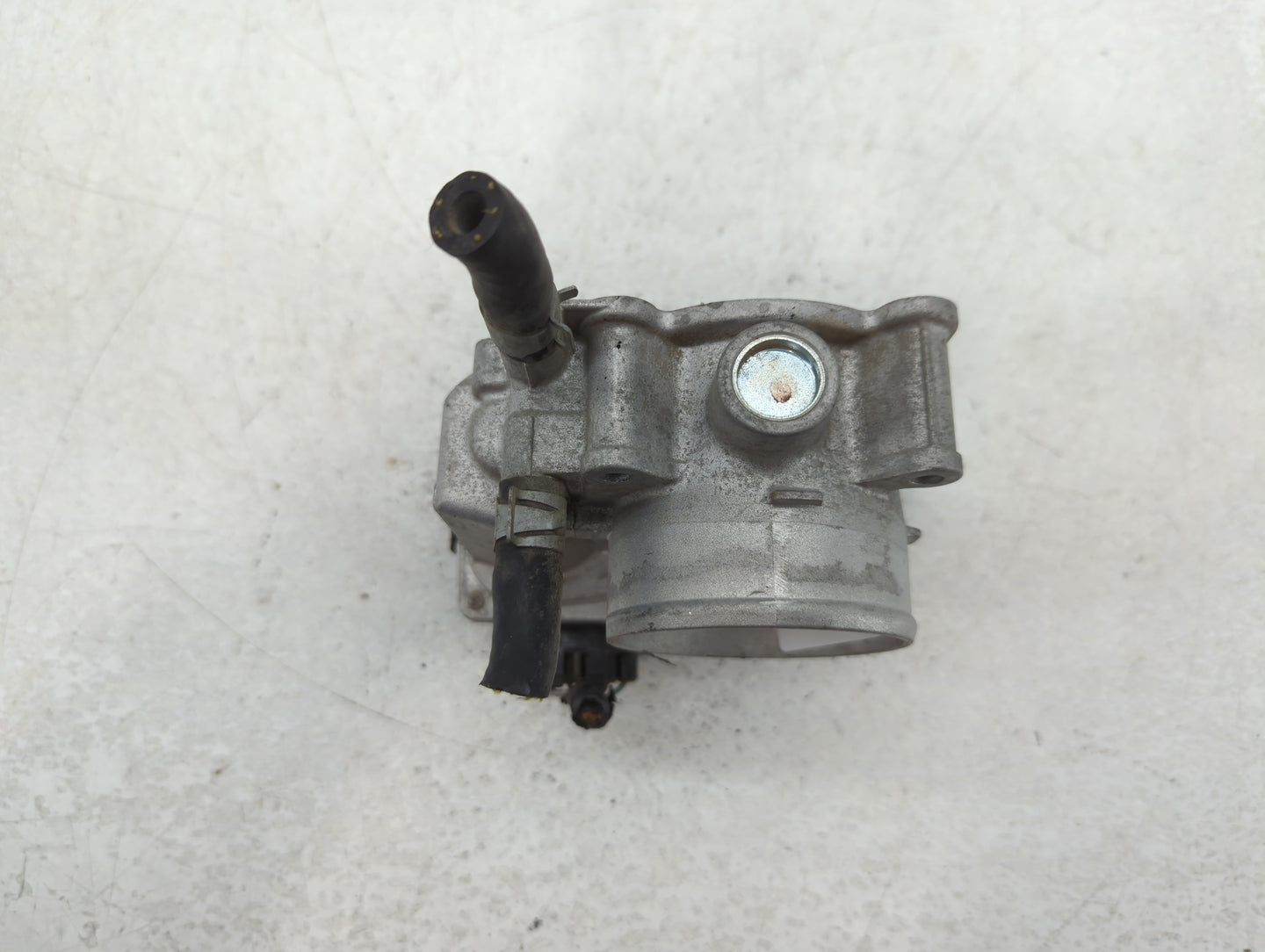 2013-2019 Nissan Sentra Throttle Body P/N:3RA60-01 E Fits Fits 2013 2014 2015 2016 2017 2018 2019 OEM Used Auto Parts - Oemu