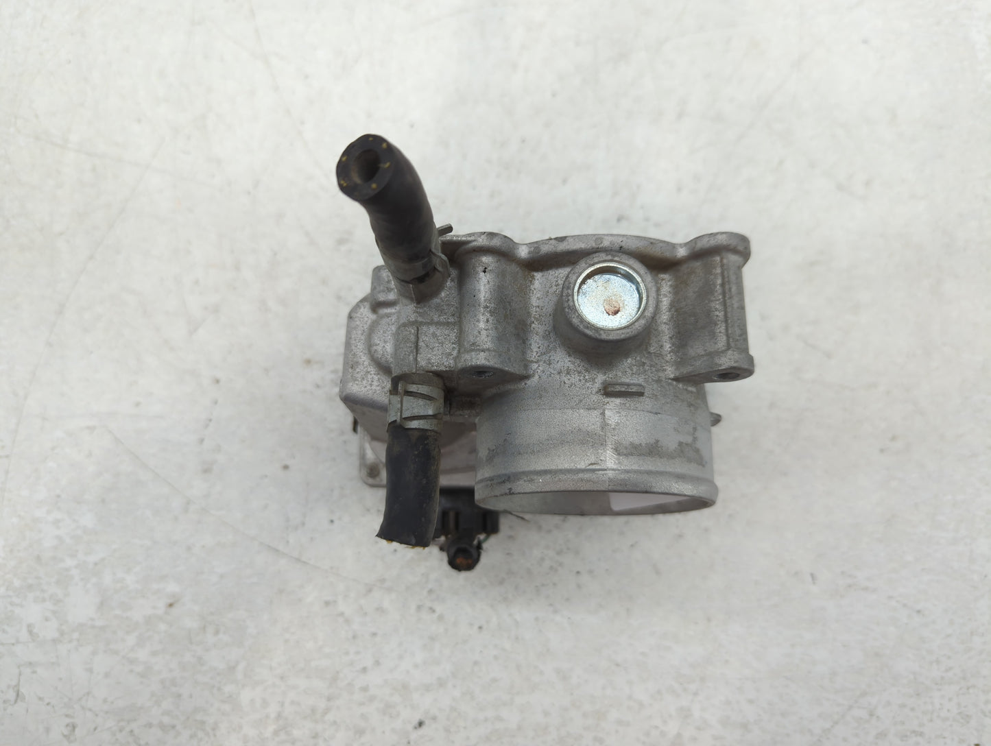 2013-2019 Nissan Sentra Throttle Body P/N:3RA60-01 E Fits Fits 2013 2014 2015 2016 2017 2018 2019 OEM Used Auto Parts - Oemu