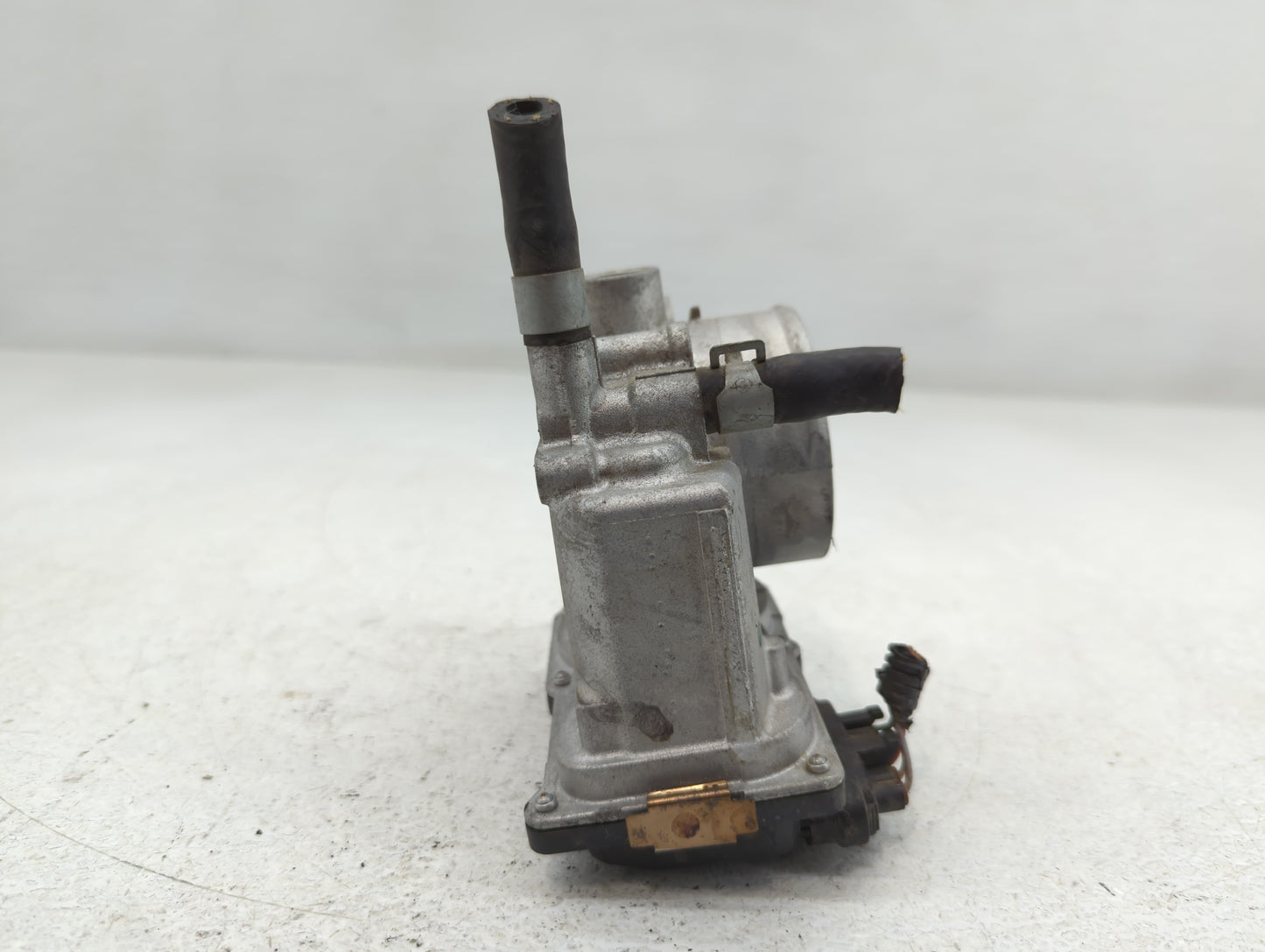2013-2019 Nissan Sentra Throttle Body P/N:3RA60-01 E Fits Fits 2013 2014 2015 2016 2017 2018 2019 OEM Used Auto Parts - Oemu