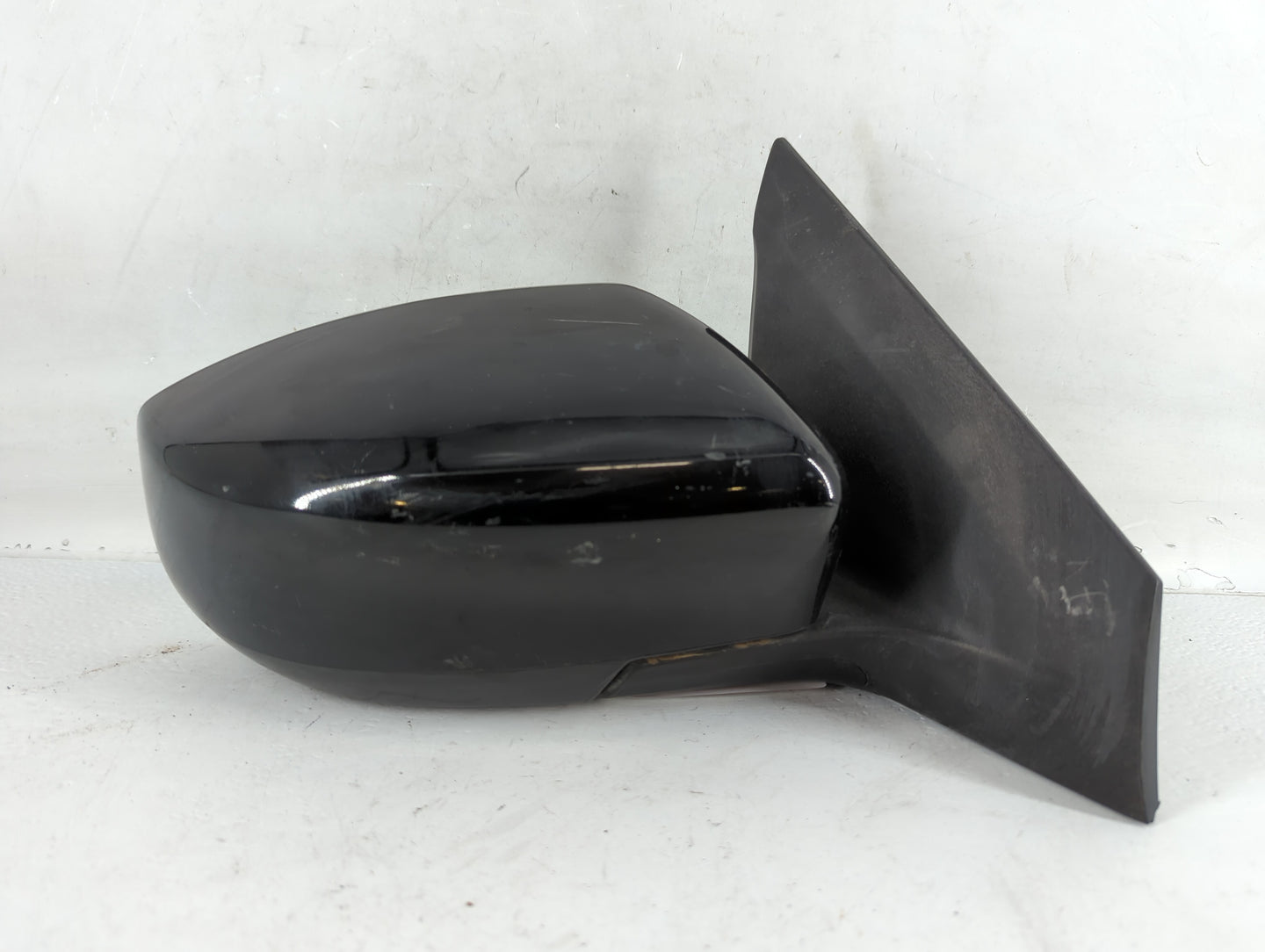 2016-2019 Nissan Sentra Passenger Side View Mirror - Right Door Mirror OEM Used - Oemusedautoparts1.com