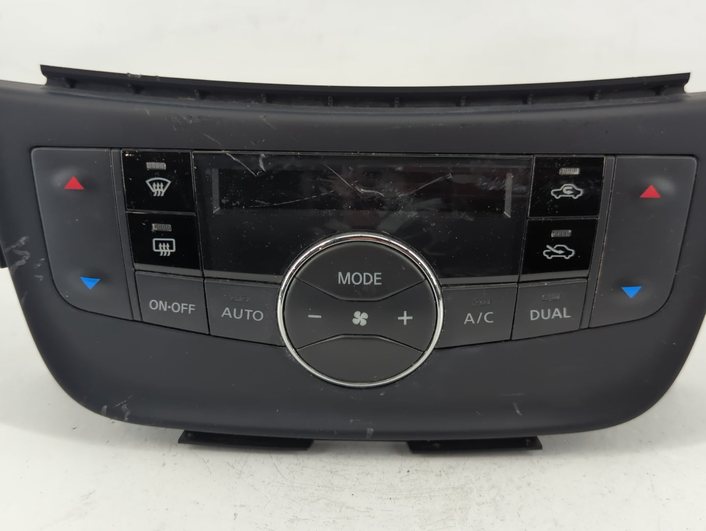 2017-2019 Nissan Sentra Climate Control Module Temperature AC/Heater Replacement Fits Fits 2017 2018 2019 OEM Used Auto Part