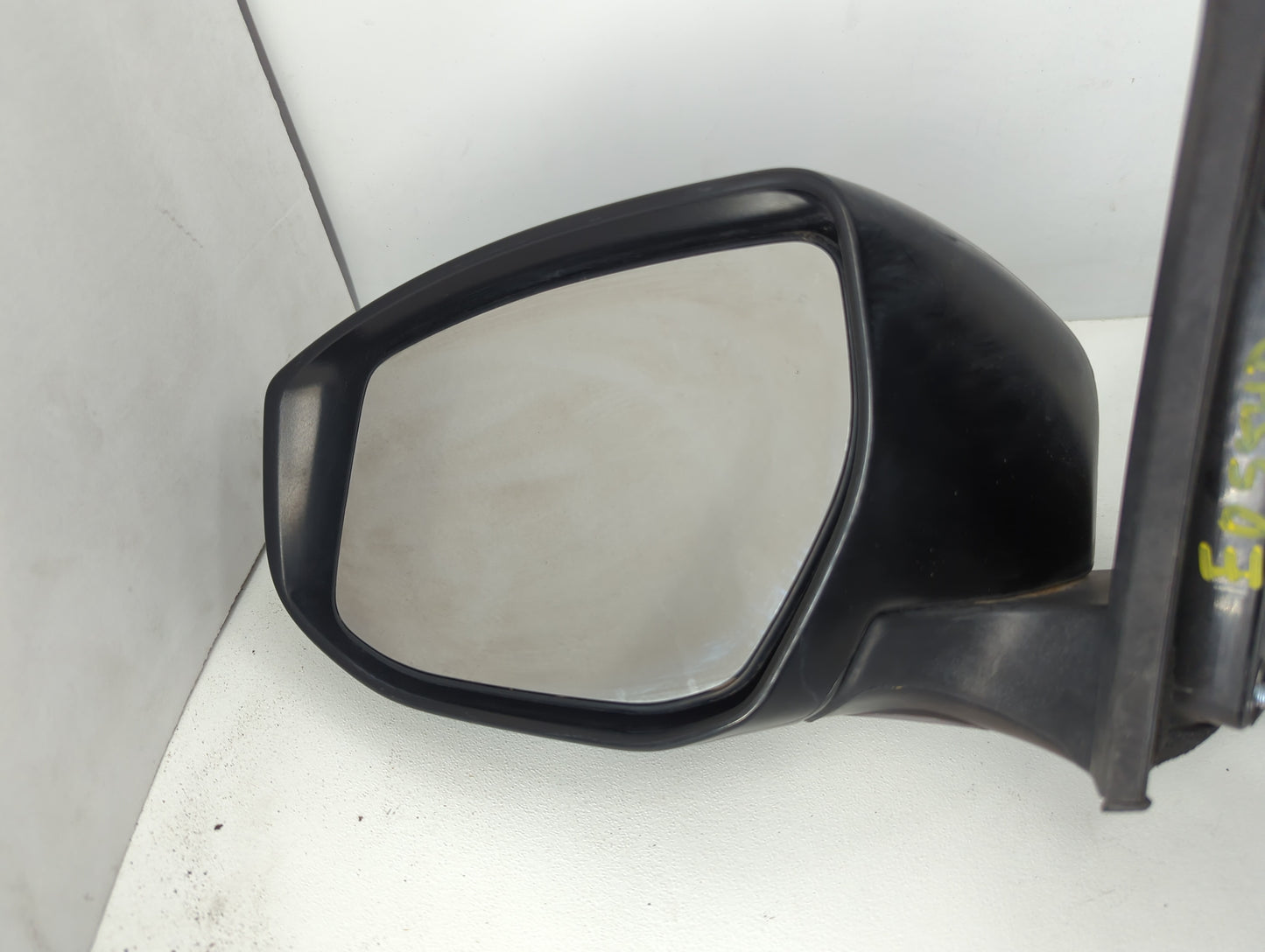 2016-2019 Nissan Sentra Driver Side View Mirror - Left Door Mirror OEM Used - Oemusedautoparts1.com