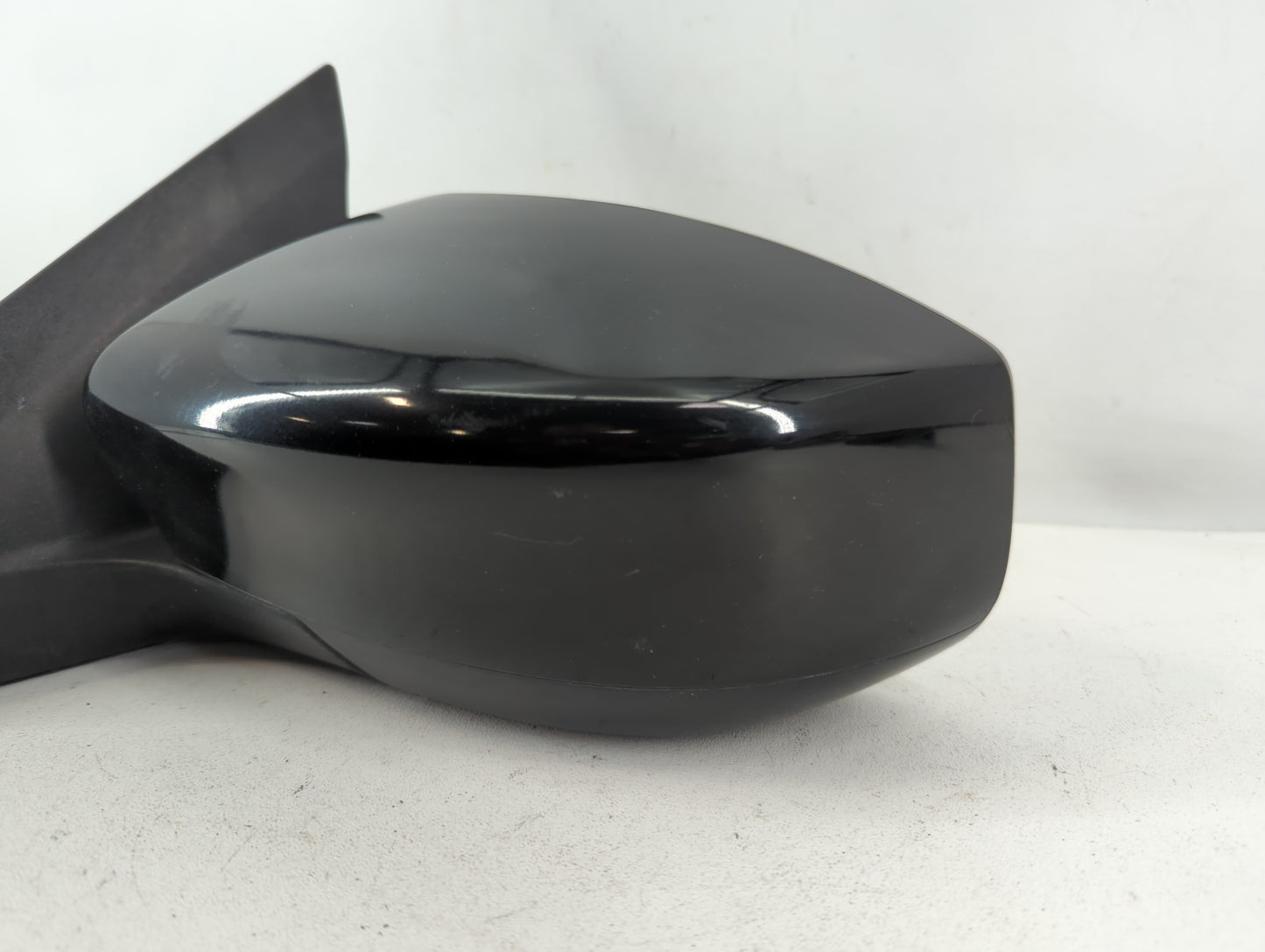 2016-2019 Nissan Sentra Driver Side View Mirror - Left Door Mirror OEM Used - Oemusedautoparts1.com