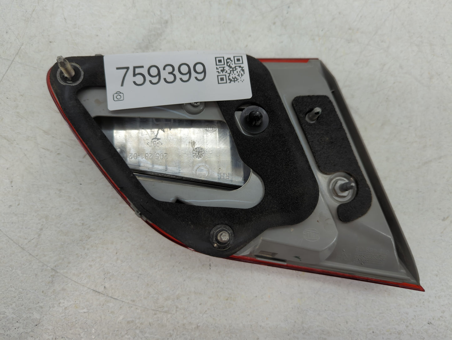 2016-2019 Nissan Sentra Tail Light Assembly Passenger Right OEM Fits Fits 2016 2017 2018 2019 OEM Used Auto Parts - Oemuseda