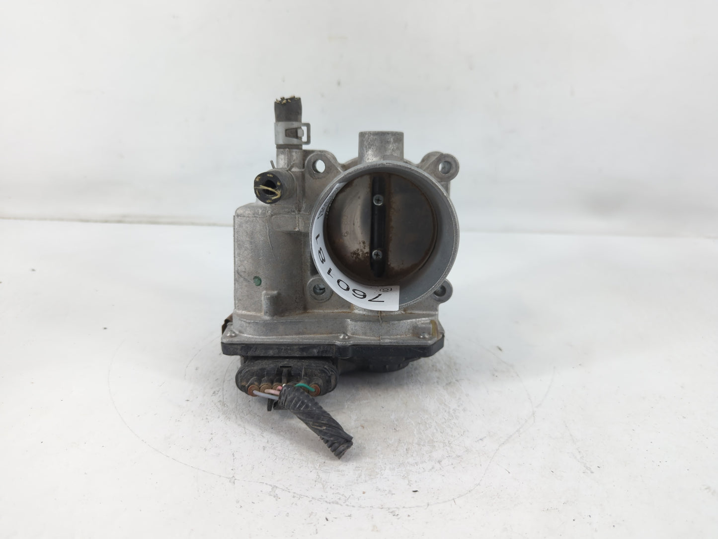 2013-2019 Nissan Sentra Throttle Body P/N:3RA60-01 E Fits Fits 2013 2014 2015 2016 2017 2018 2019 OEM Used Auto Parts - Oemu