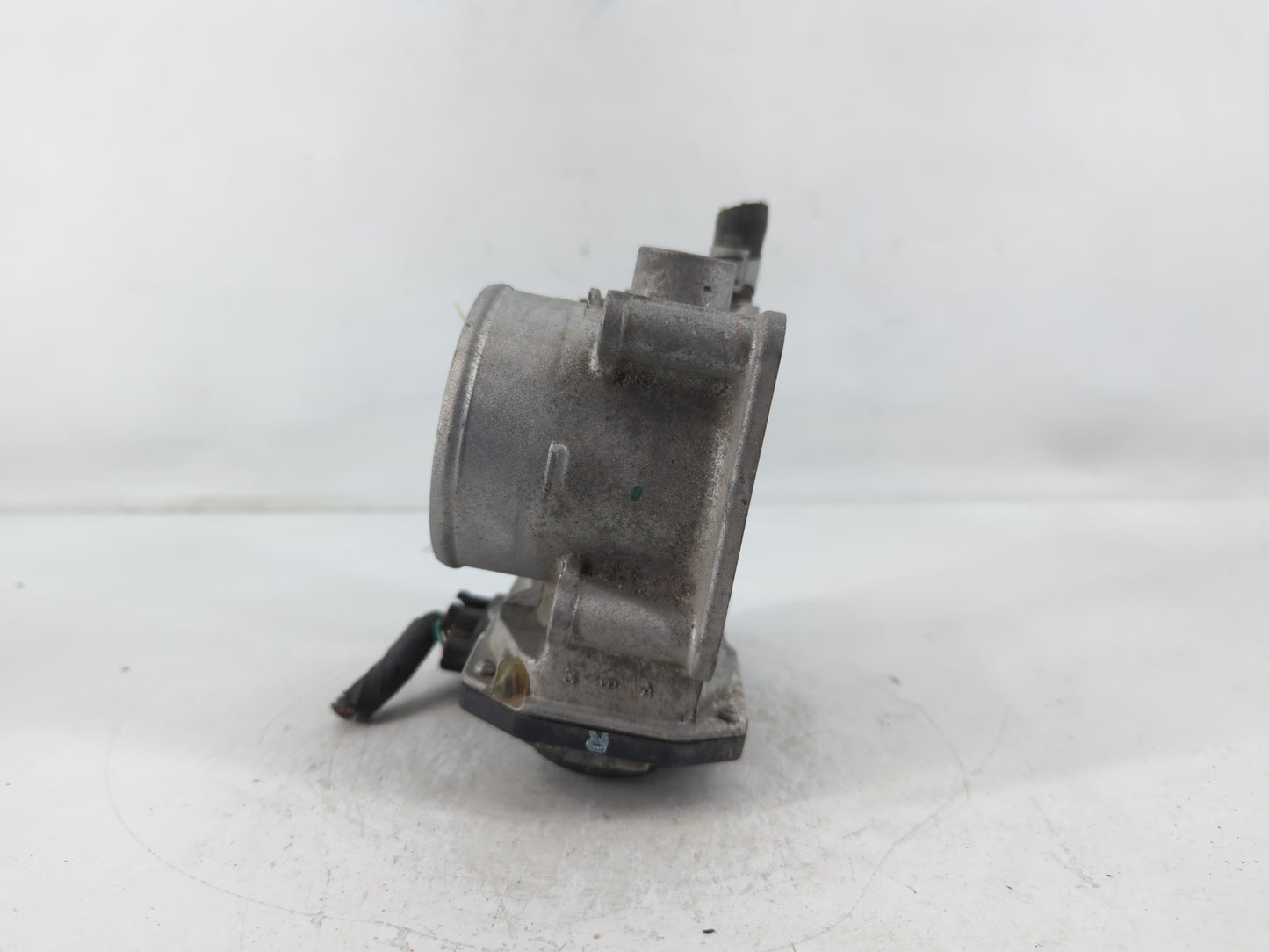 2013-2019 Nissan Sentra Throttle Body P/N:3RA60-01 E Fits Fits 2013 2014 2015 2016 2017 2018 2019 OEM Used Auto Parts - Oemu