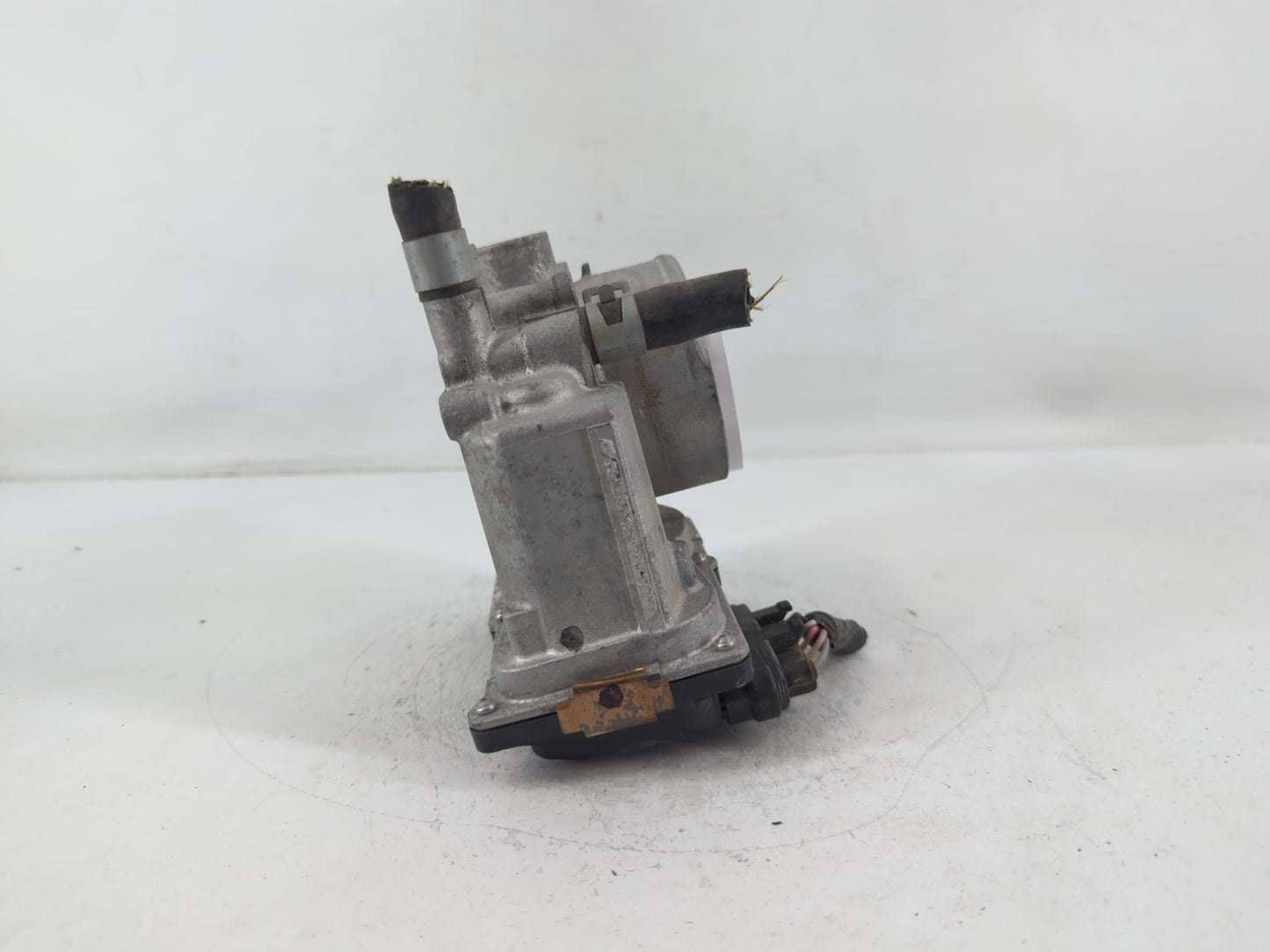 2013-2019 Nissan Sentra Throttle Body P/N:3RA60-01 E Fits Fits 2013 2014 2015 2016 2017 2018 2019 OEM Used Auto Parts - Oemu