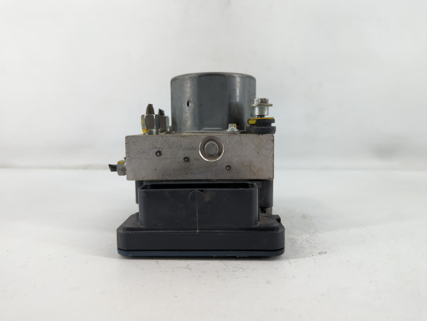 2019 Nissan Sentra ABS Pump Control Module Replacement P/N:47660 5UD0C Fits OEM Used Auto Parts - Oemusedautoparts1.com