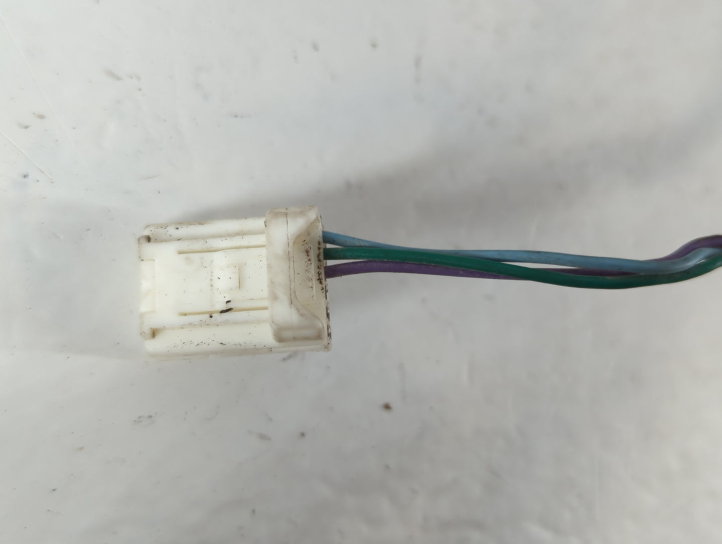 2016-2019 Nissan Sentra Driver Side View Mirror - Left Door Mirror OEM Used - Oemusedautoparts1.com