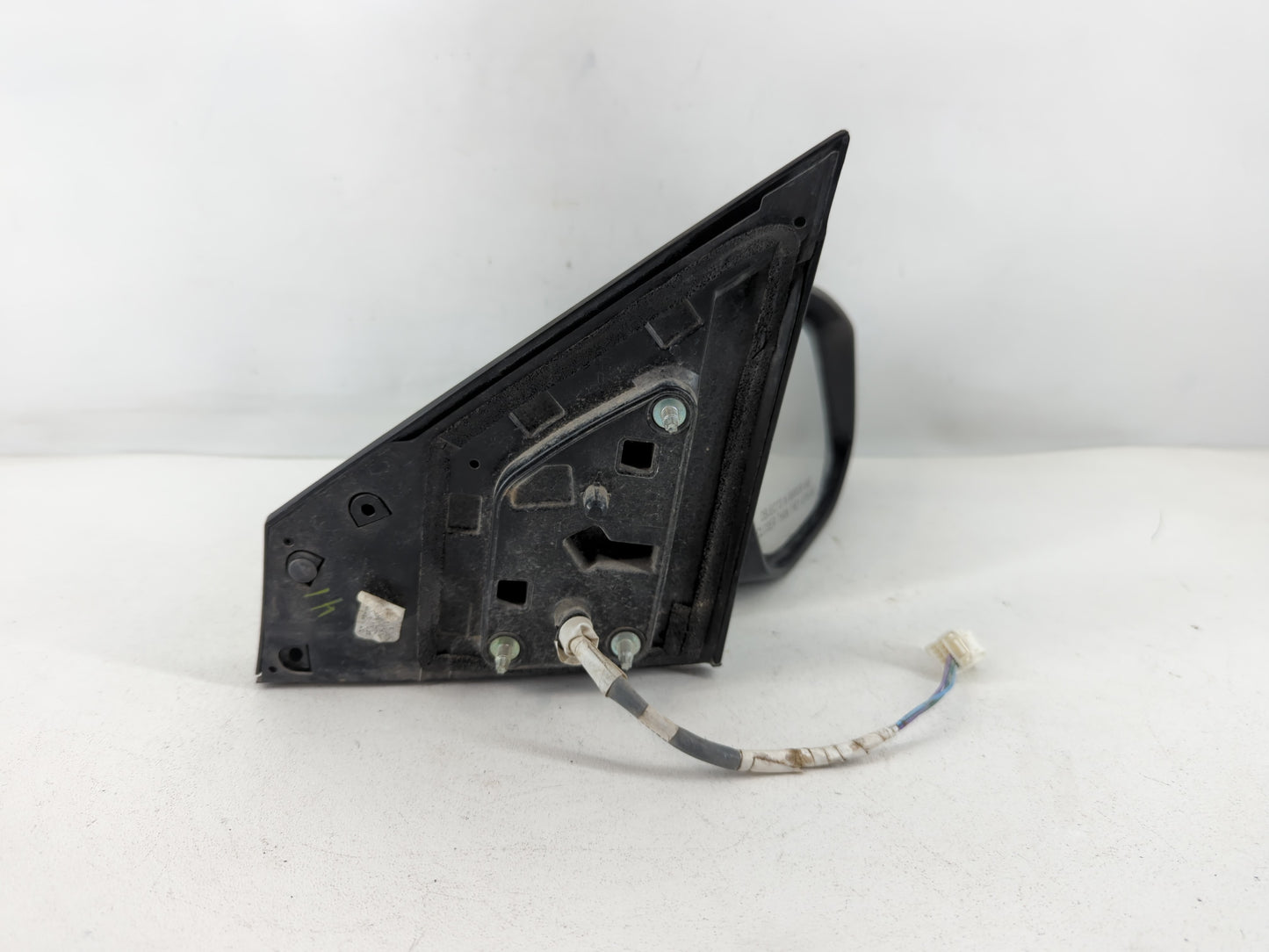 2016-2019 Nissan Sentra Passenger Side View Mirror - Right Door Mirror OEM Used - Oemusedautoparts1.com