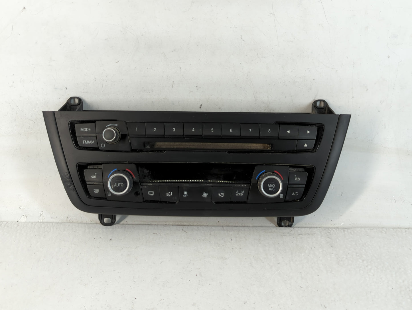 2017-2019 Nissan Sentra Climate Control Module Temperature AC/Heater Replacement P/N:64.11-9226784-04 Fits Fits 2017 2018 20