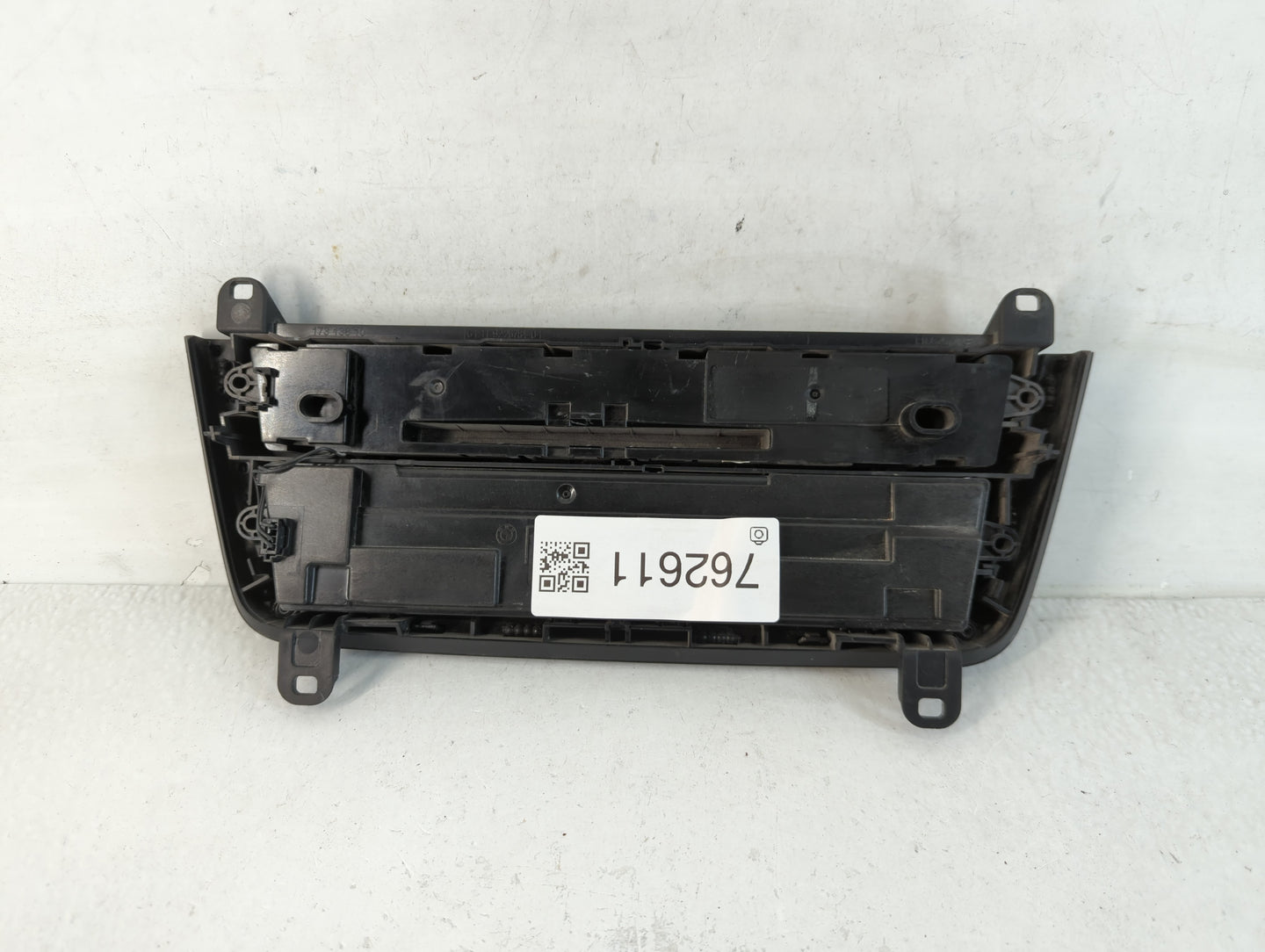 2017-2019 Nissan Sentra Climate Control Module Temperature AC/Heater Replacement P/N:64.11-9226784-04 Fits Fits 2017 2018 20