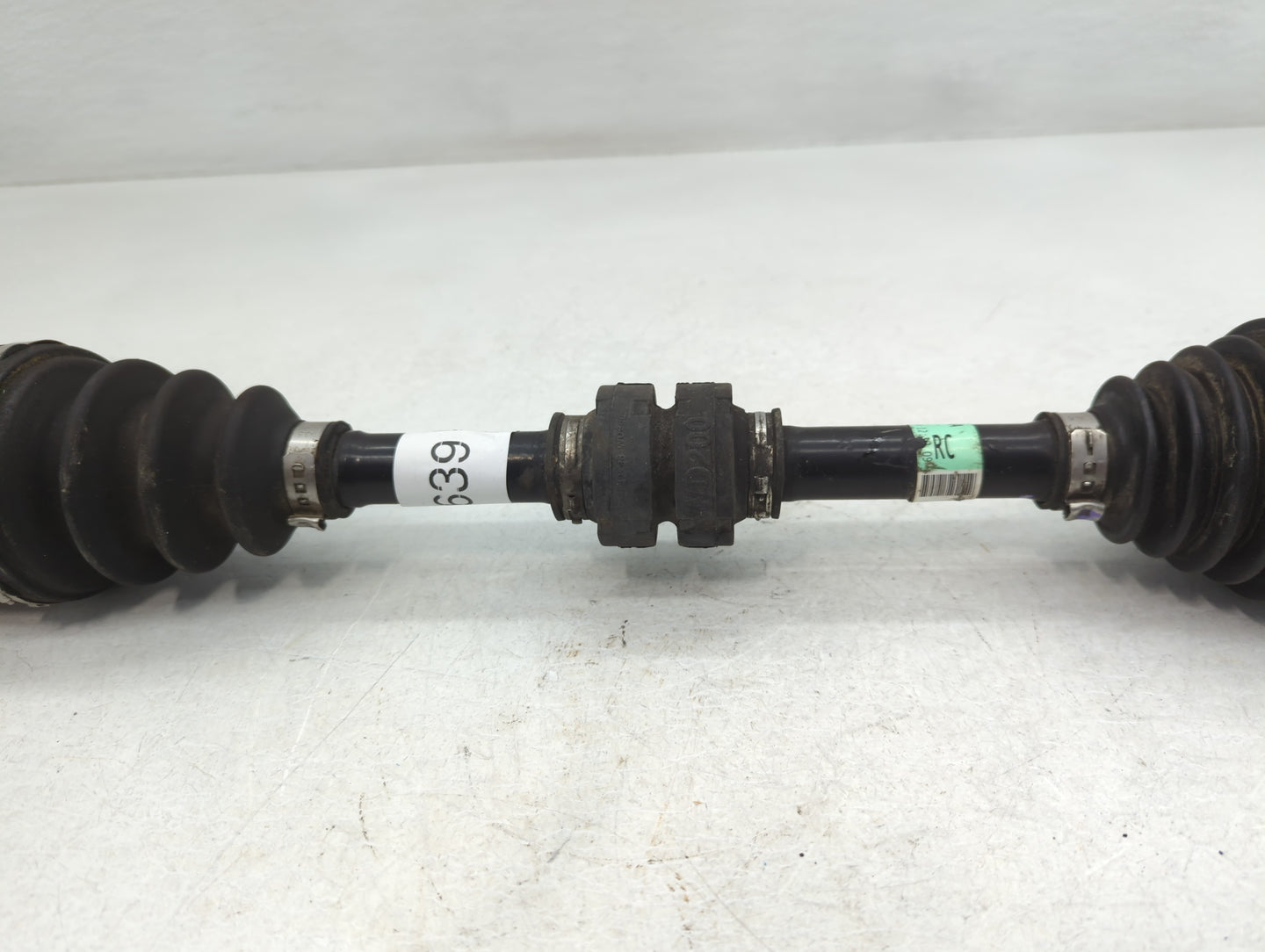2013-2019 Nissan Sentra Axle Shaft Front Driver Cv C/v - Oemusedautoparts1.com