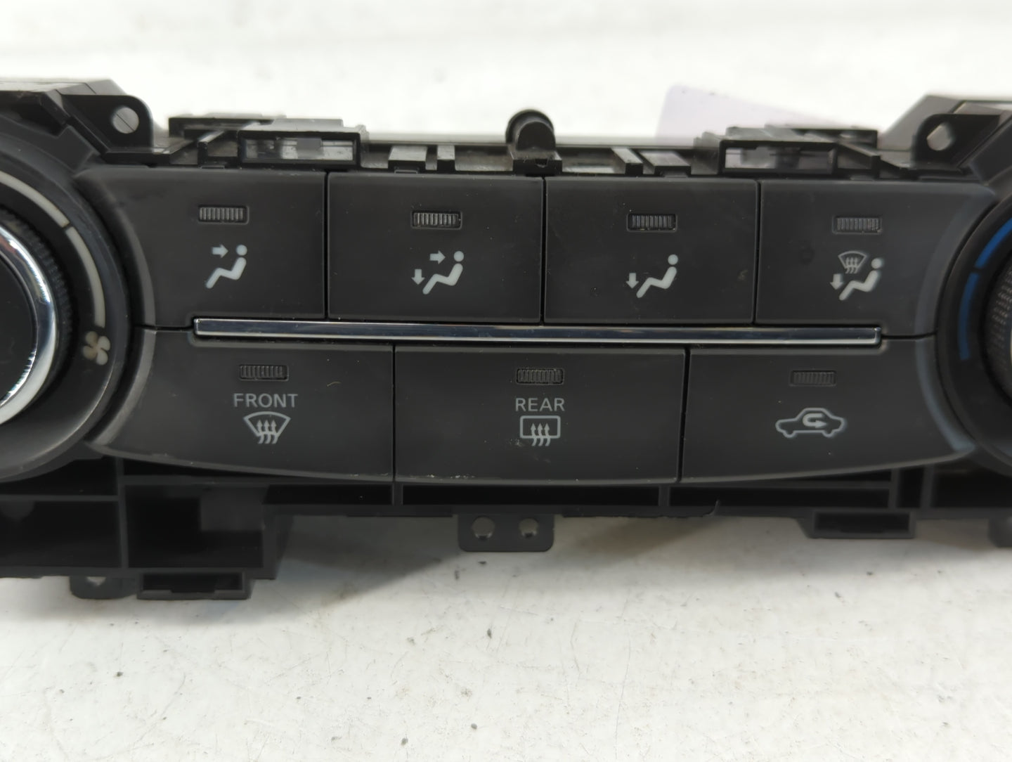 2017-2019 Nissan Sentra Climate Control Module Temperature AC/Heater Replacement P/N:275004AT2A Fits Fits 2017 2018 2019 OEM