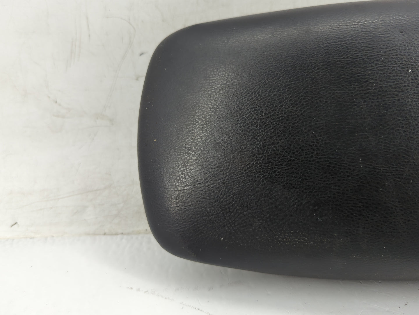 2018-2019 Nissan Sentra Center Console Armrest Cover Lid Fits Fits 2018 2019 OEM Used Auto Parts - Oemusedautoparts1.com