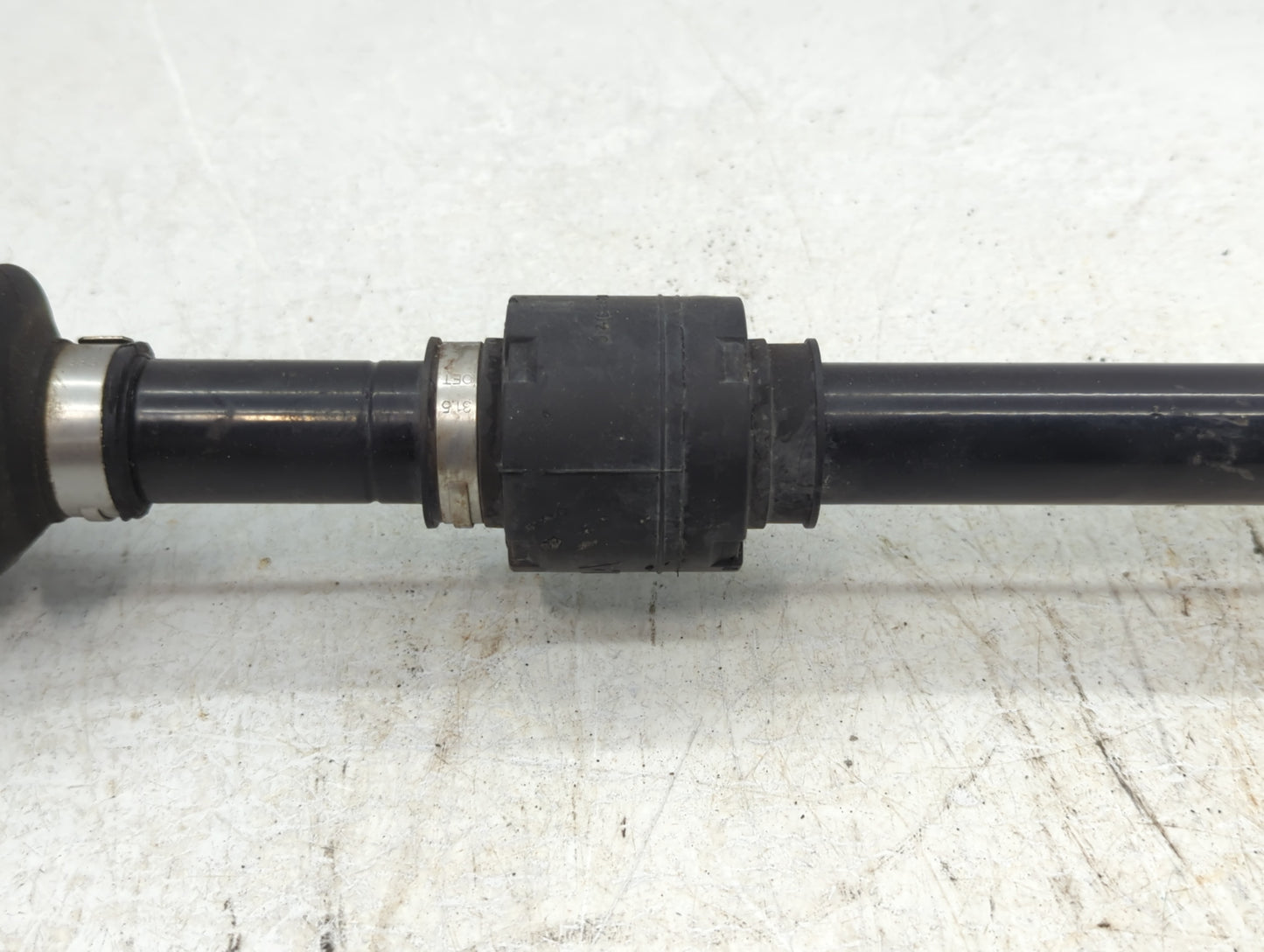 2013-2019 Nissan Sentra Axle Shaft Front Passenger Cv C/v - Oemusedautoparts1.com