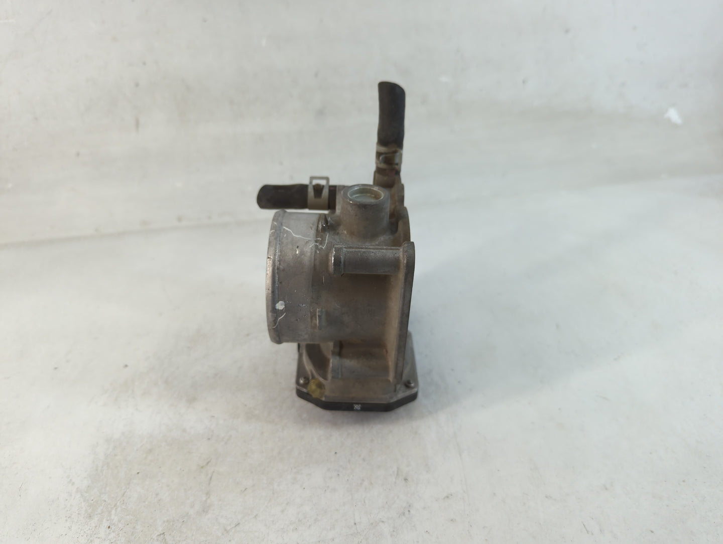 2013-2019 Nissan Sentra Throttle Body P/N:3RA060-01 A Fits Fits 2013 2014 2015 2016 2017 2018 2019 OEM Used Auto Parts - Oem