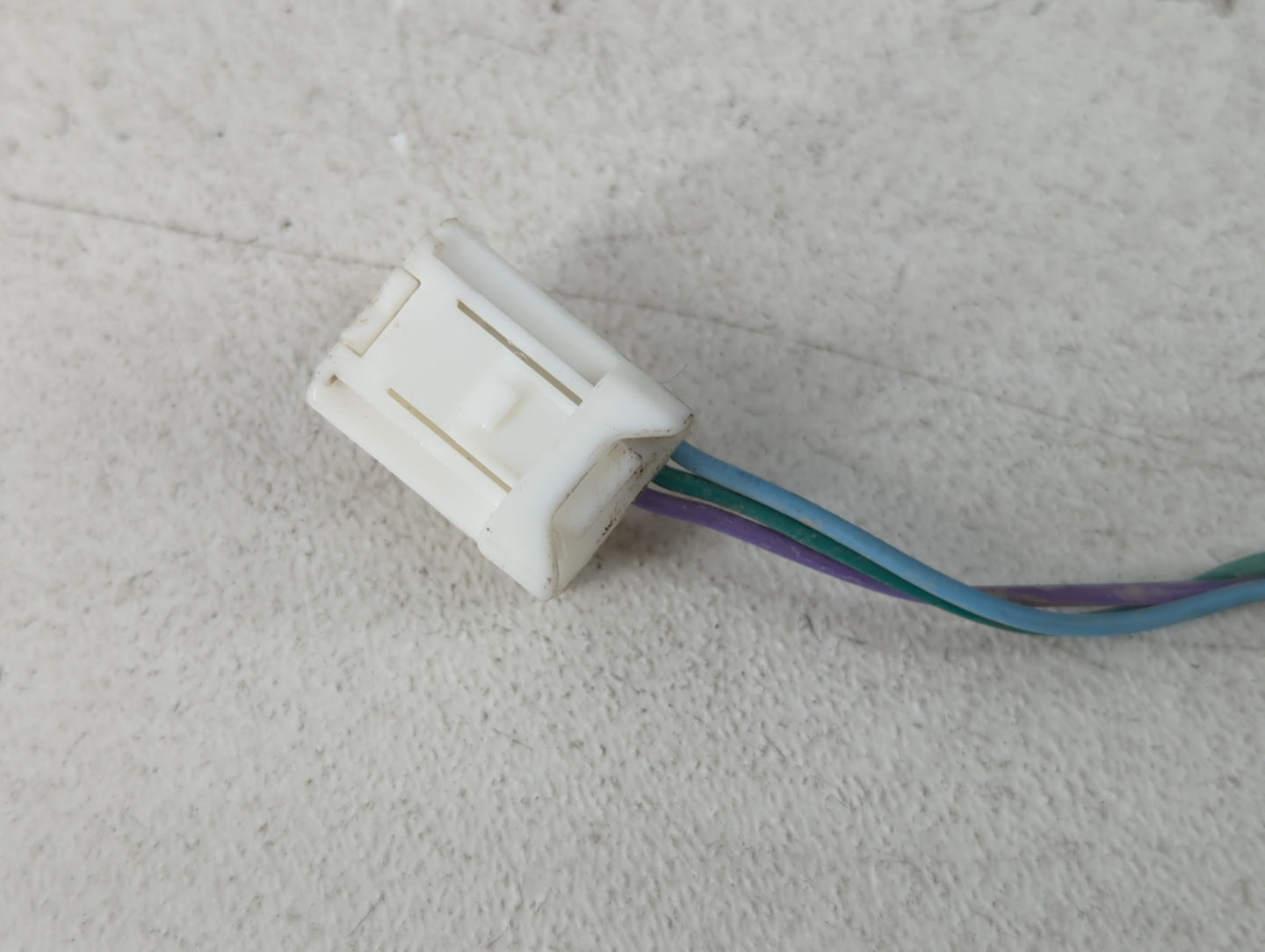 2016-2019 Nissan Sentra Driver Side View Mirror - Left Door Mirror OEM Used - Oemusedautoparts1.com