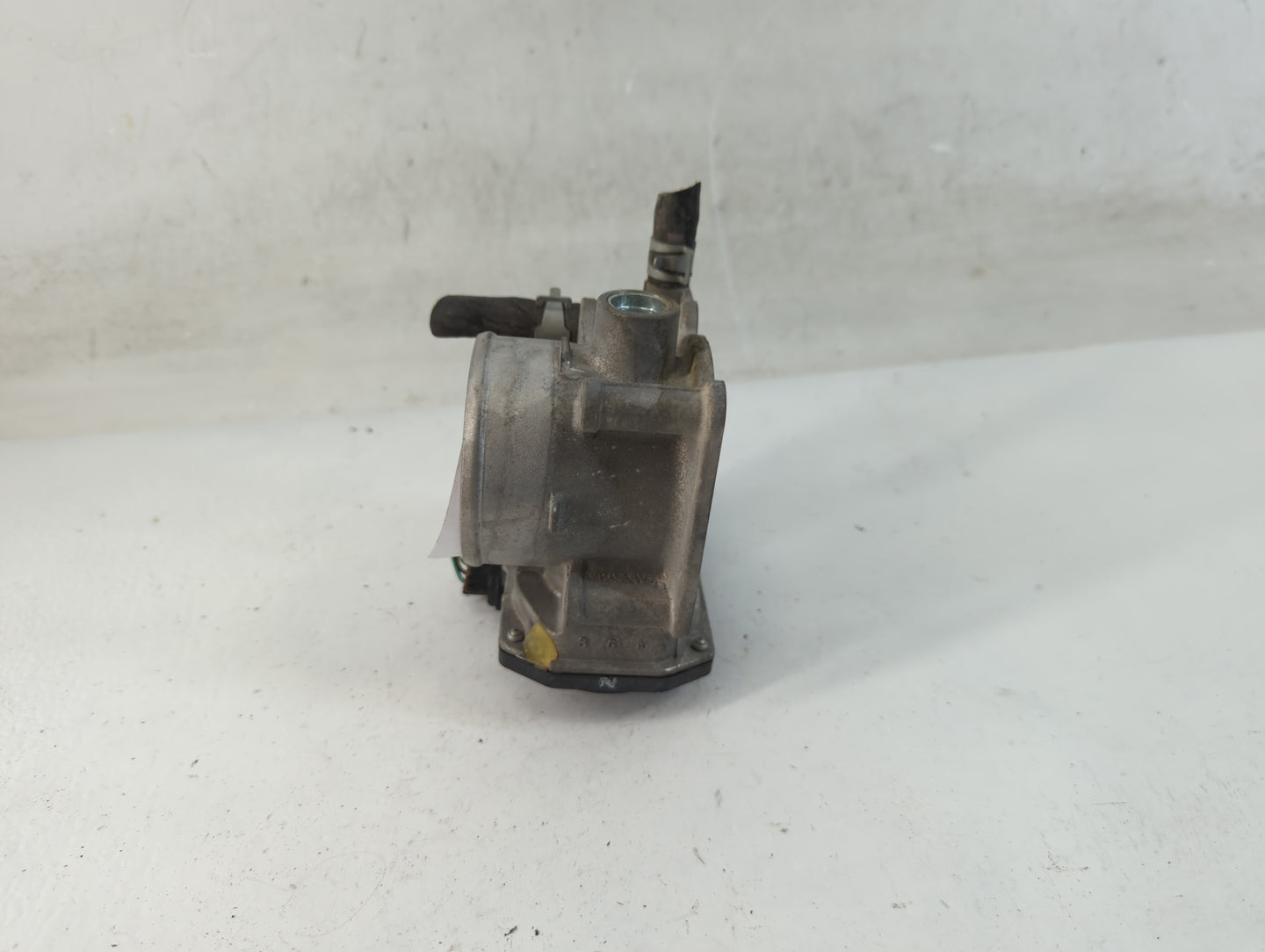 2013-2019 Nissan Sentra Throttle Body P/N:3RA60-01 E Fits Fits 2013 2014 2015 2016 2017 2018 2019 OEM Used Auto Parts - Oemu