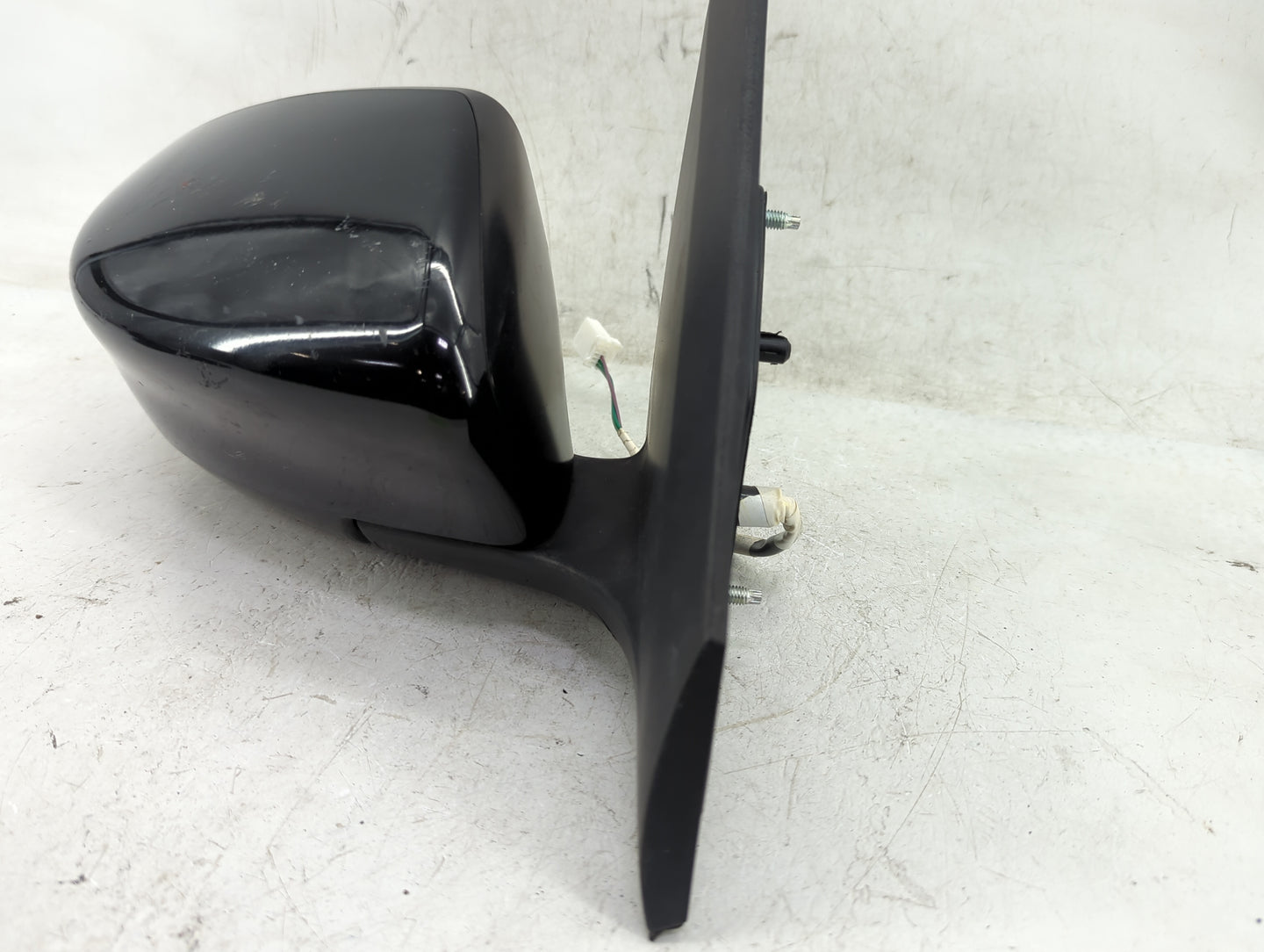 2016-2019 Nissan Sentra Passenger Side View Mirror - Right Door Mirror OEM Used - Oemusedautoparts1.com