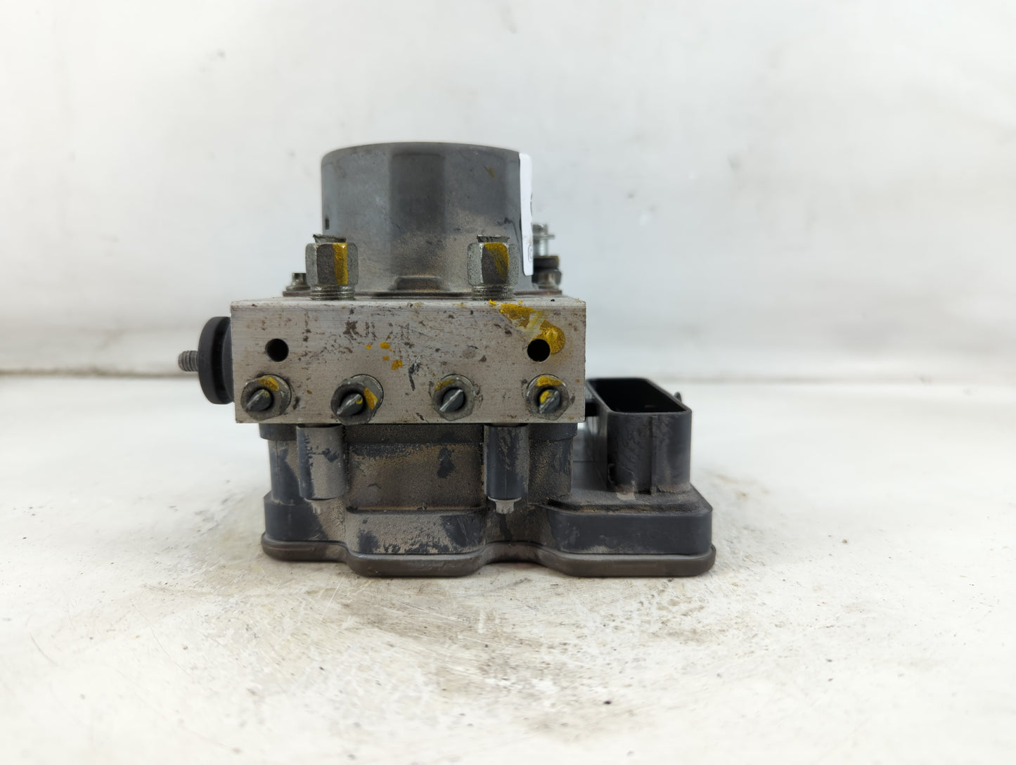 2019 Nissan Sentra ABS Pump Control Module Replacement P/N:47660 9AK0D Fits OEM Used Auto Parts - Oemusedautoparts1.com