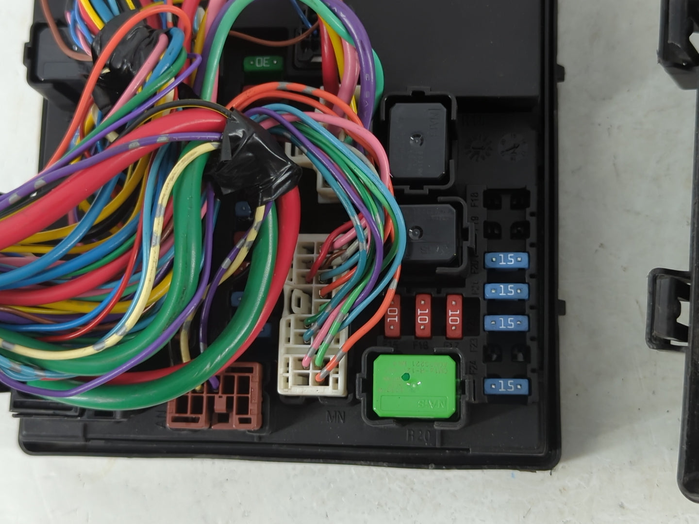 2013-2019 Nissan Sentra Fusebox Fuse Box Panel Relay Module P/N:284B7 3RA3E Fits Fits 2013 2014 2015 2016 2017 2018 2019 OEM