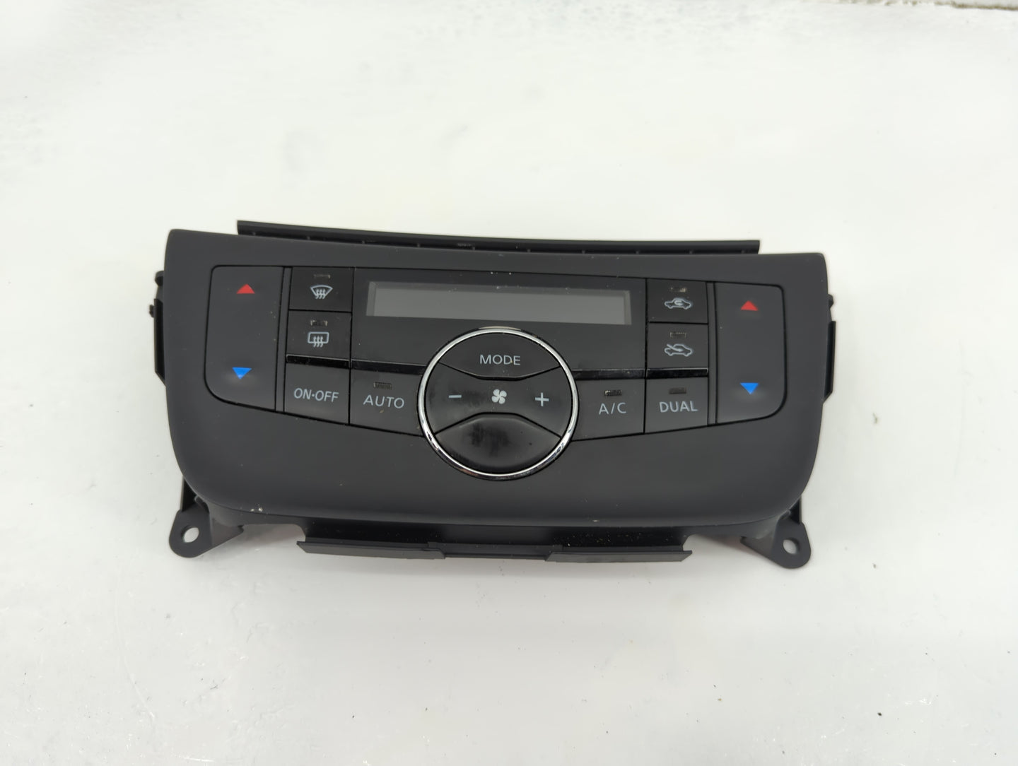 2019 Nissan Sentra Climate Control Module Temperature AC/Heater Replacement P/N:27500 4AT4A Fits OEM Used Auto Parts - Oemus