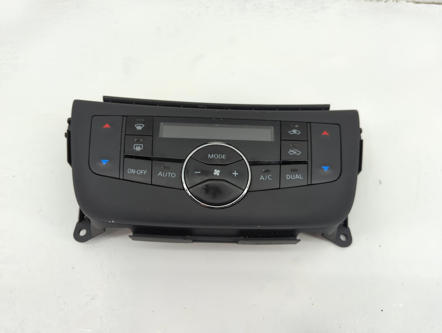 2019 Nissan Sentra Climate Control Module Temperature AC/Heater Replacement P/N:27500 4AT4A Fits OEM Used Auto Parts - Oemus